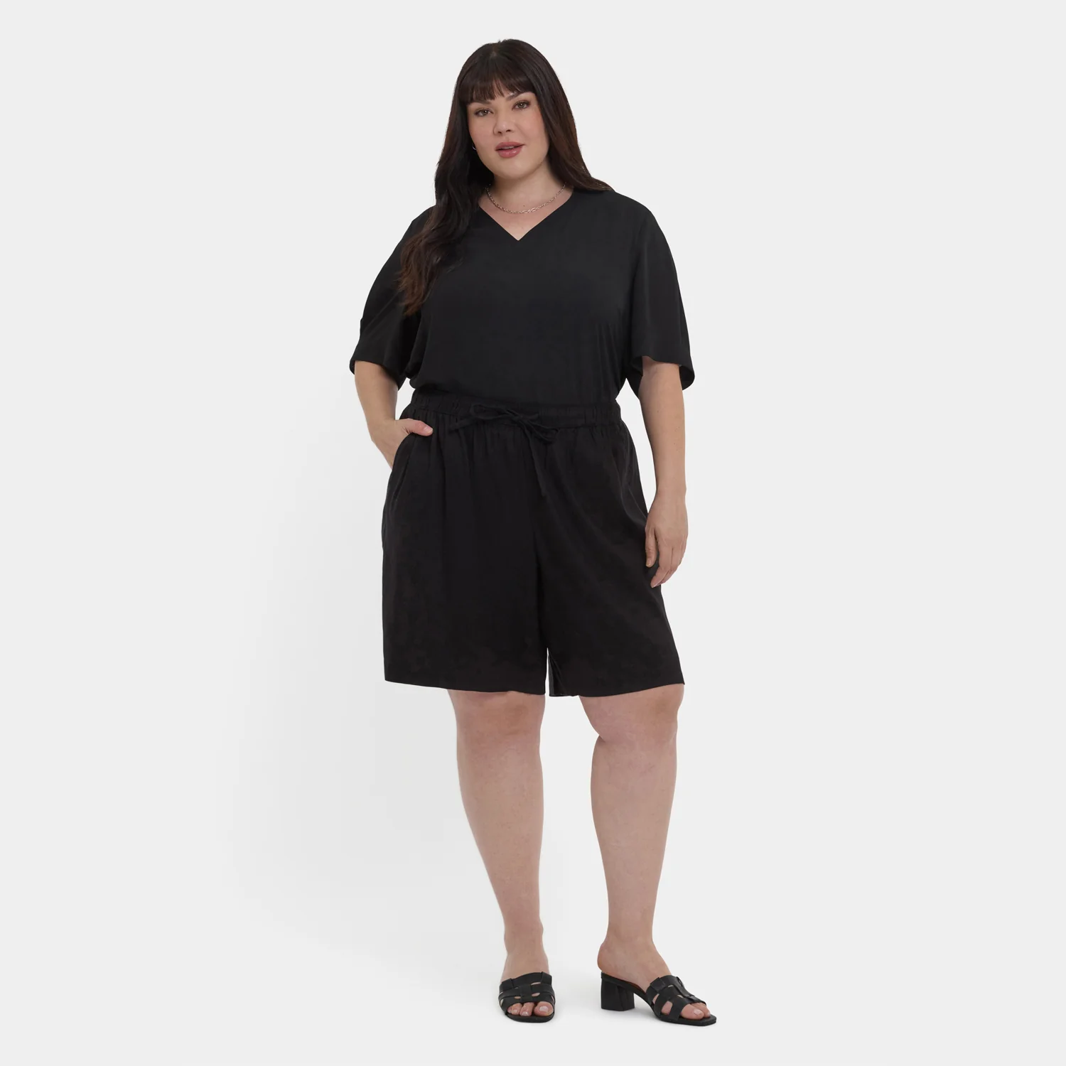 12570-breezy-bermuda-shorts-in-plus-size-black-1.webp