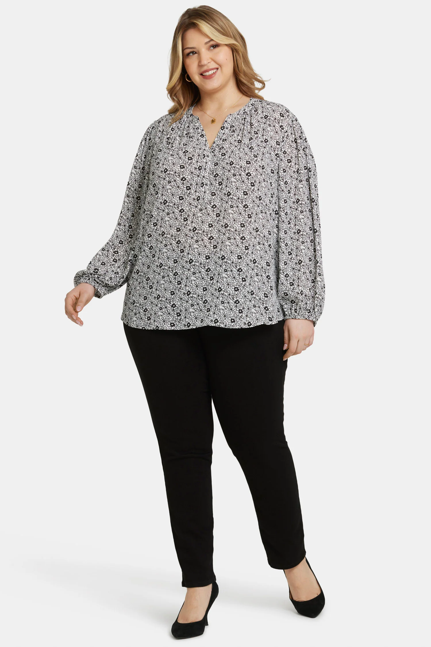 12577-puff-sleeve-popover-top-in-plus-size-adriana-1.webp