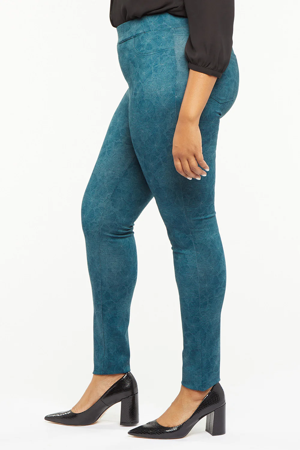 12691-modern-legging-pants-in-plus-size-cheshire-hill-1.webp