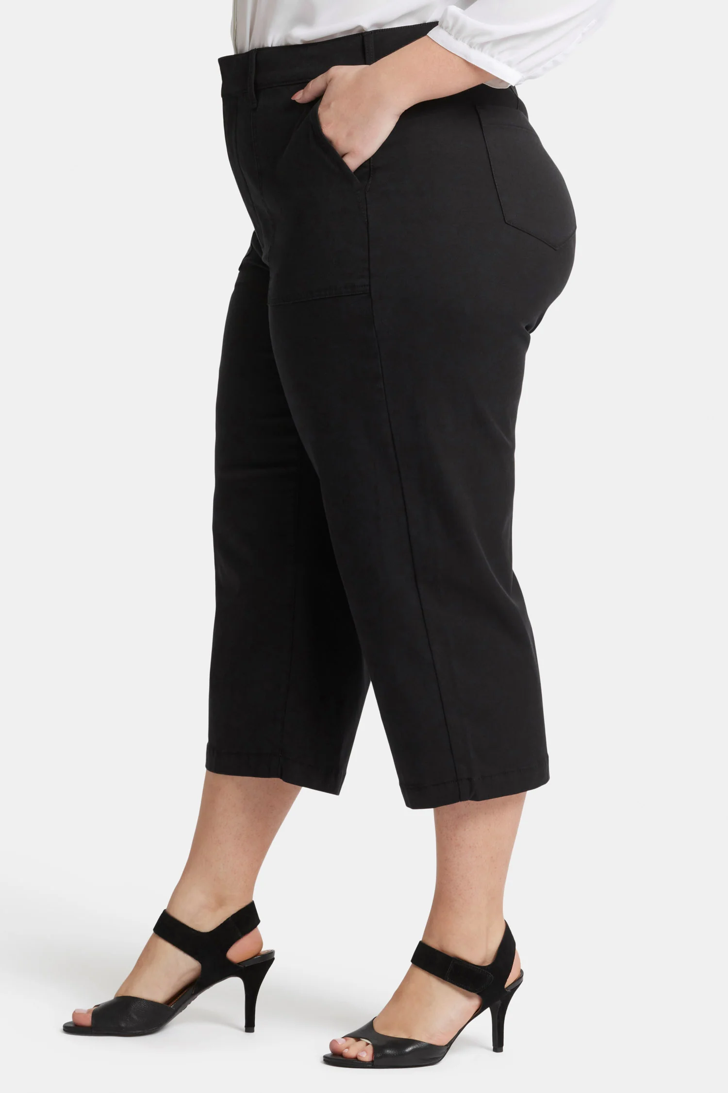 12707-utility-pants-in-plus-size-black-1.webp