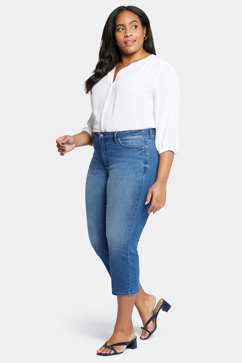 12895-relaxed-piper-crop-jeans-in-plus-size-melody-1.webp