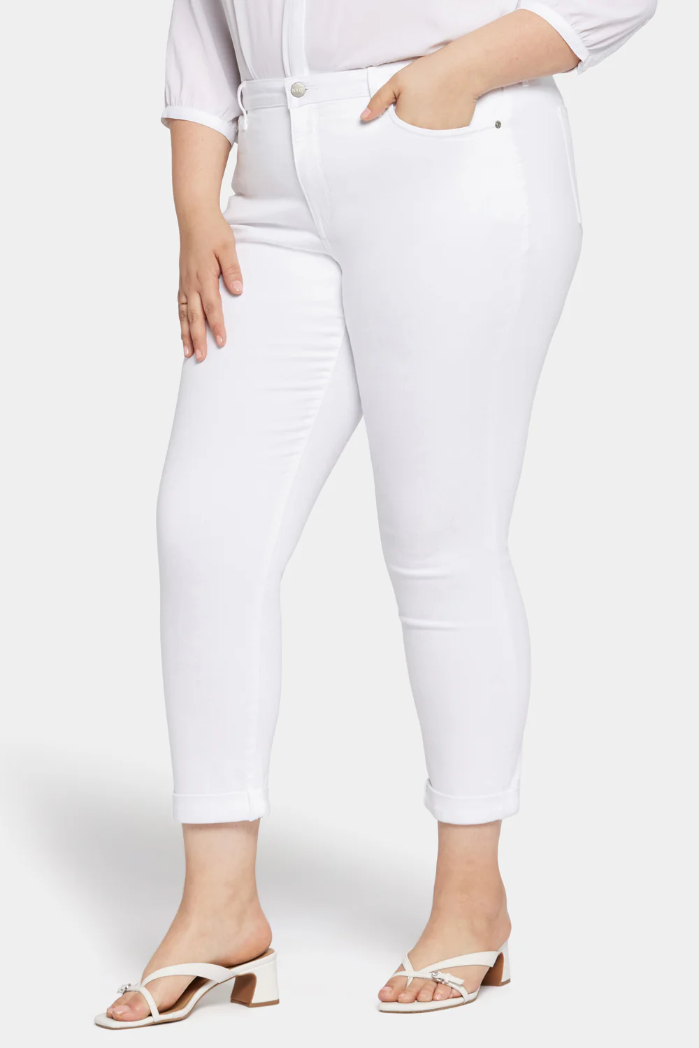 12978-sheri-slim-ankle-jeans-in-plus-size-optic-white-1.webp