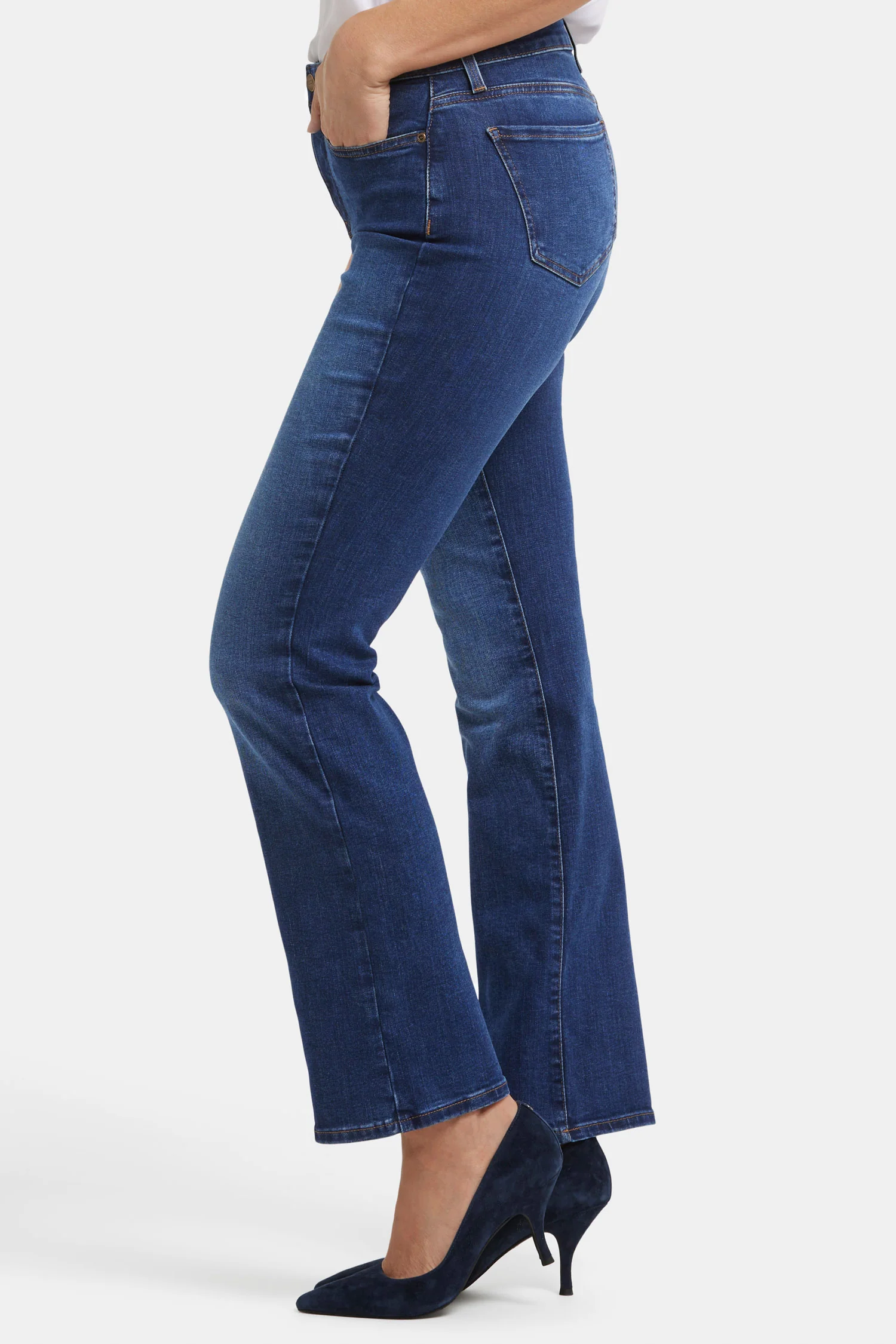 13-barbara-bootcut-jeans-cooper-1.webp