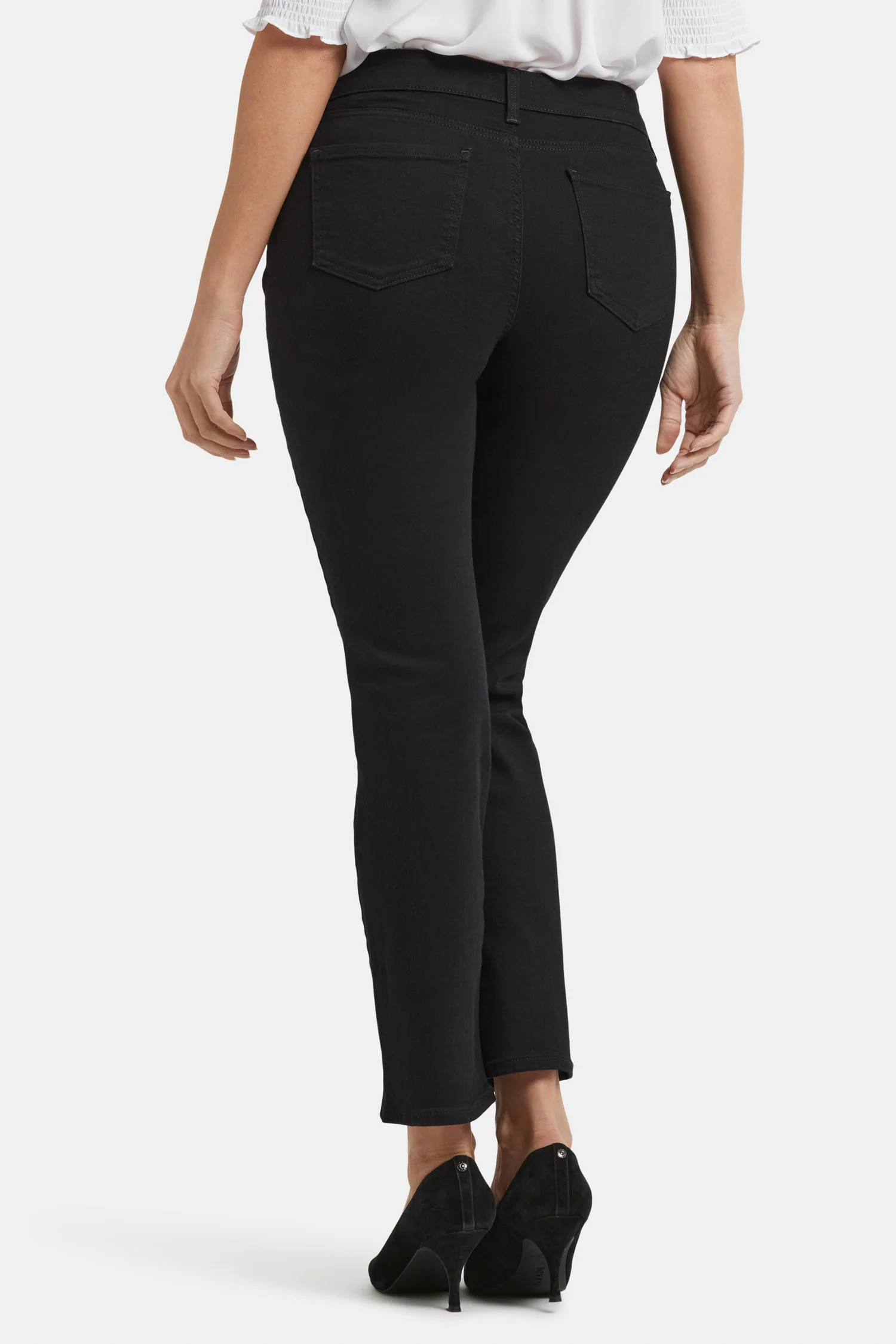 130-ellison-straight-jeans-black-1.webp