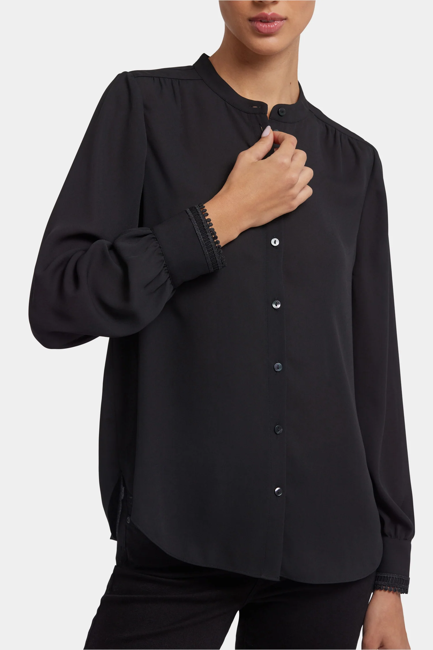 1304-janie-blouse-black-1.webp