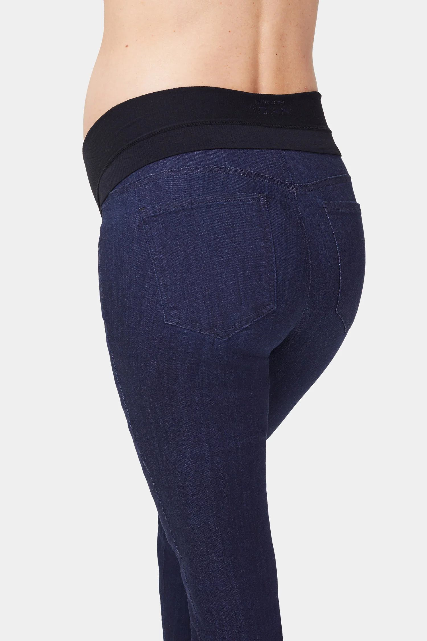 13060-ami-skinny-maternity-jeans-mabel-1.webp
