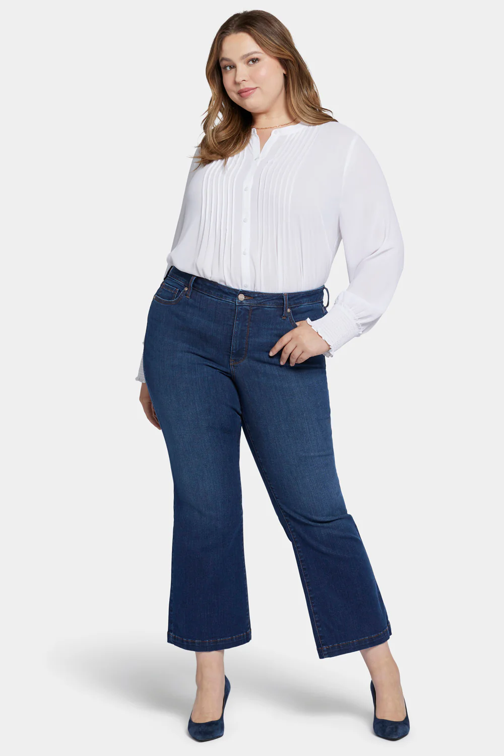 13121-relaxed-flared-jeans-in-plus-size-gold-coast-1.webp