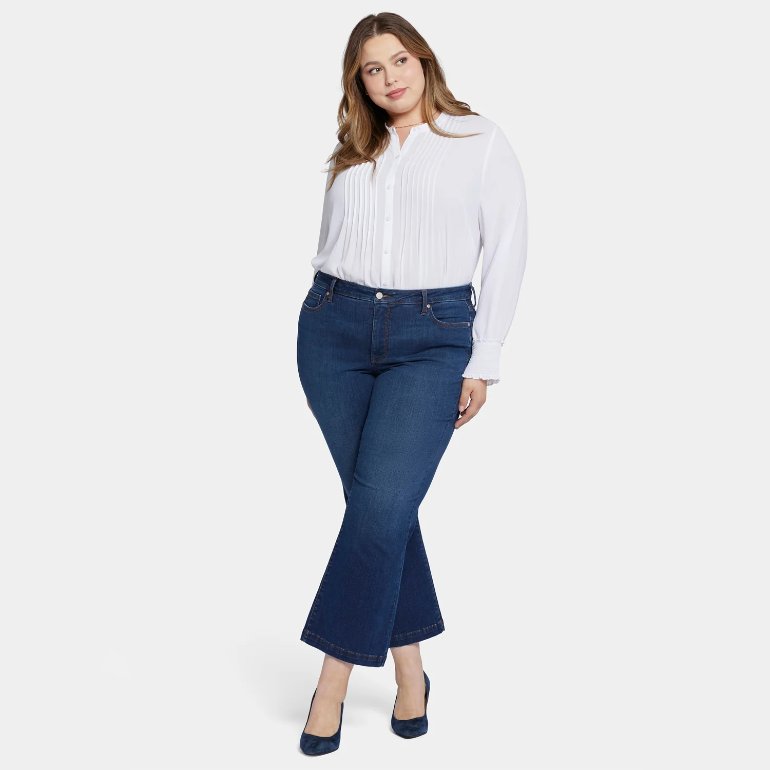 13121-relaxed-flared-jeans-in-plus-size-gold-coast-1.webp
