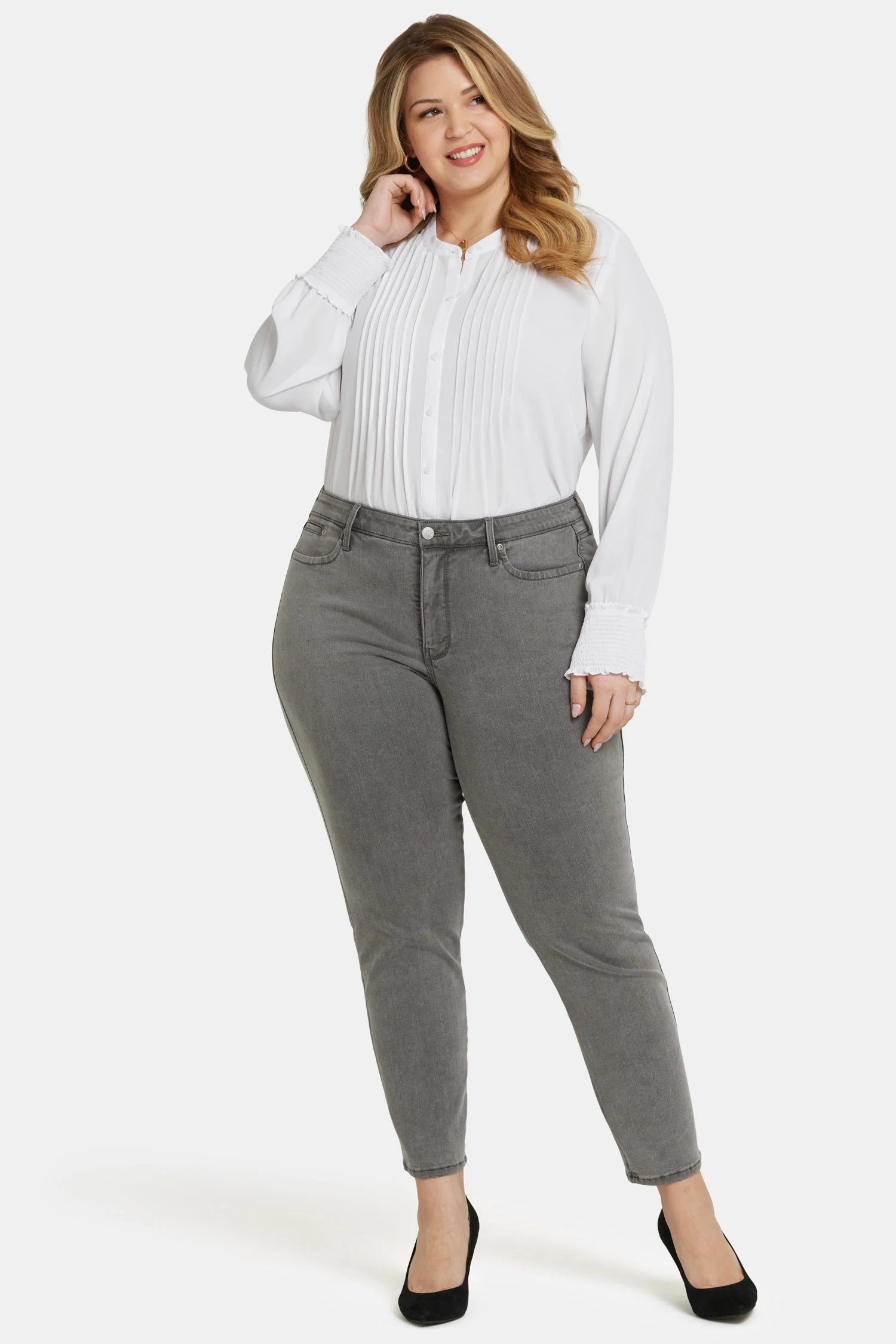 13209-stella-tapered-ankle-jeans-in-plus-size-palmas-1.webp
