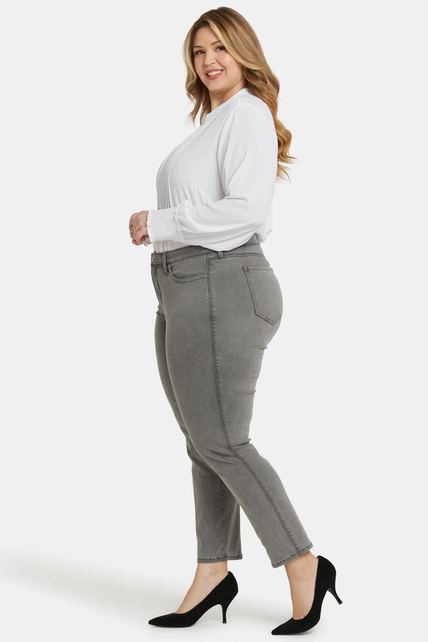 13209-stella-tapered-ankle-jeans-in-plus-size-palmas-1.webp