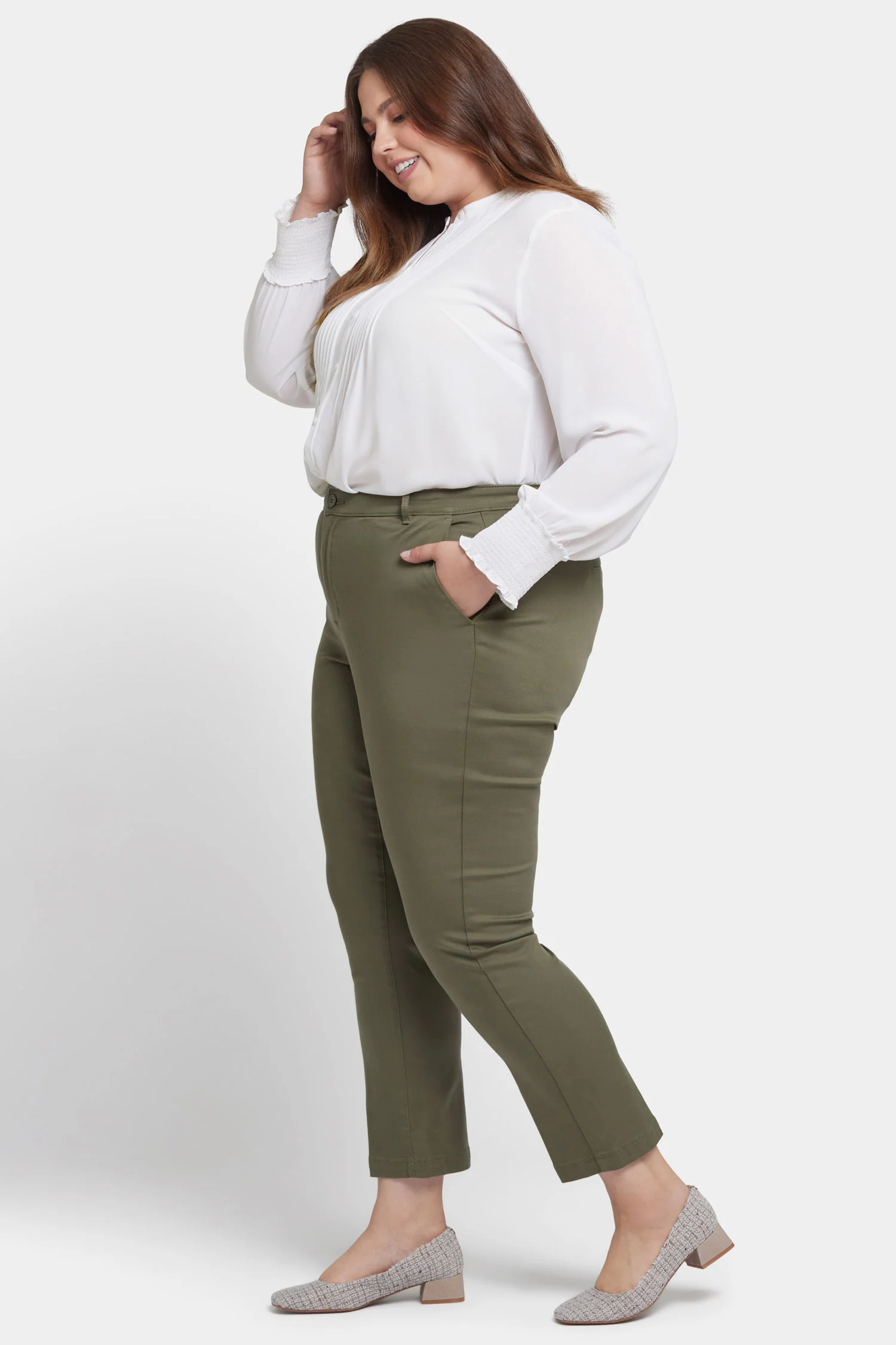13265-sadie-slim-pants-in-plus-size-avocado-1.webp