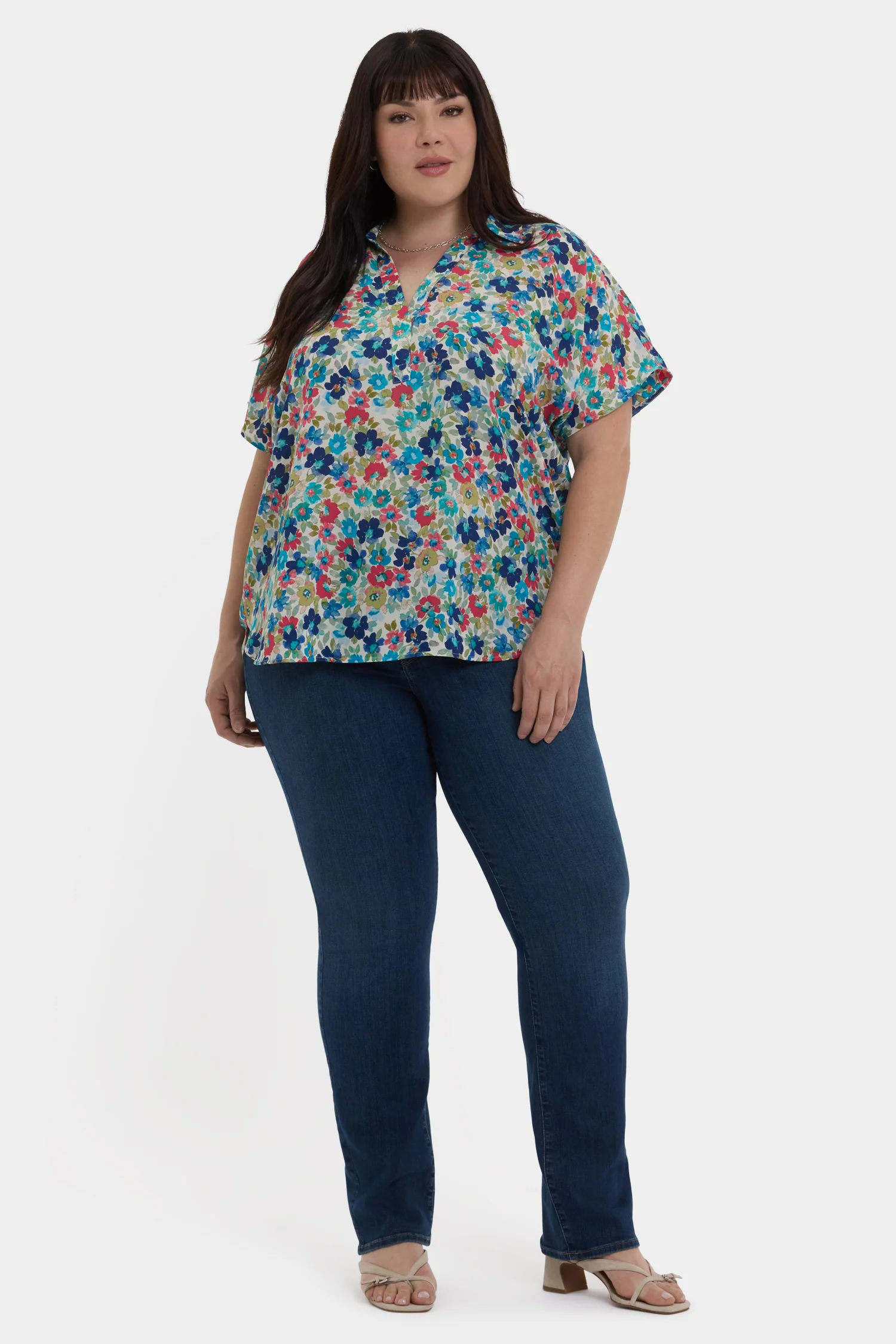 13379-becky-short-sleeved-blouse-in-plus-size-cala-gracio-1.webp