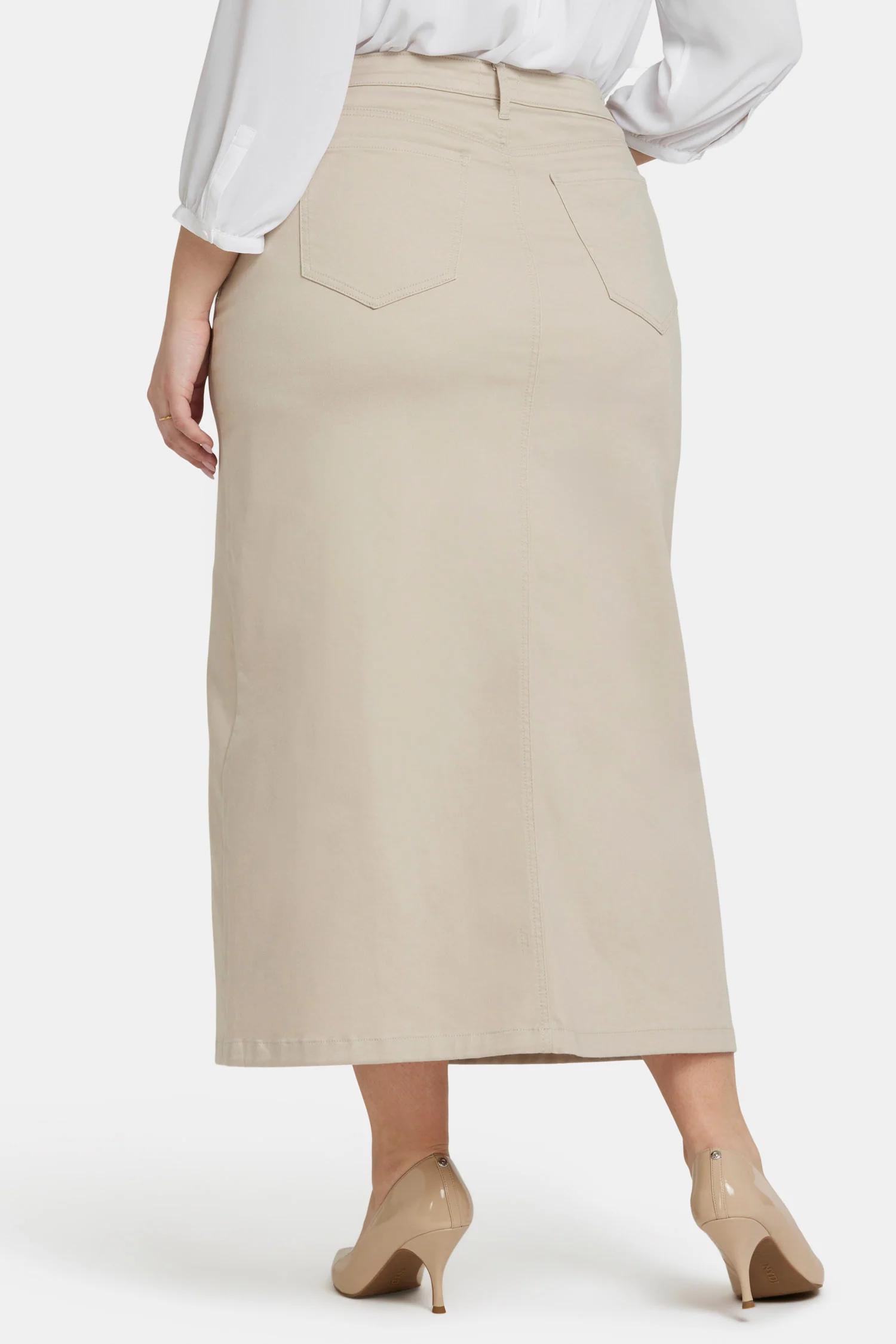 High Rise Long Skirt In Plus Size - Feather