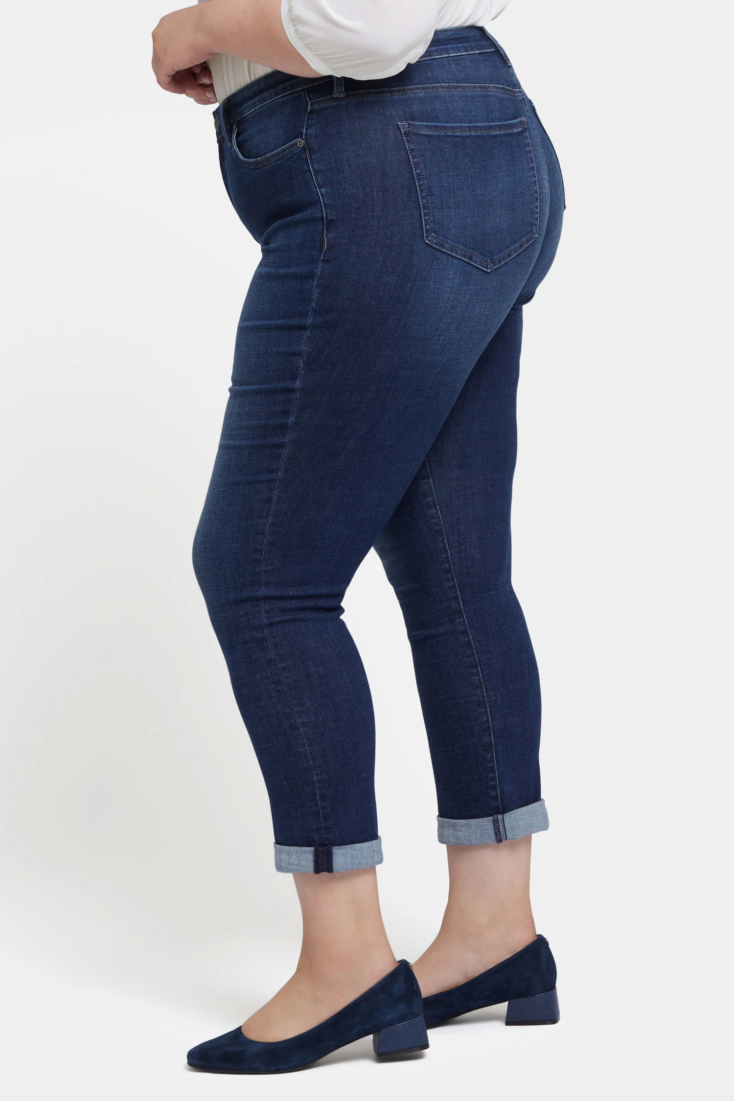 13430-sheri-slim-ankle-jeans-in-plus-size-wellspring-1.webp