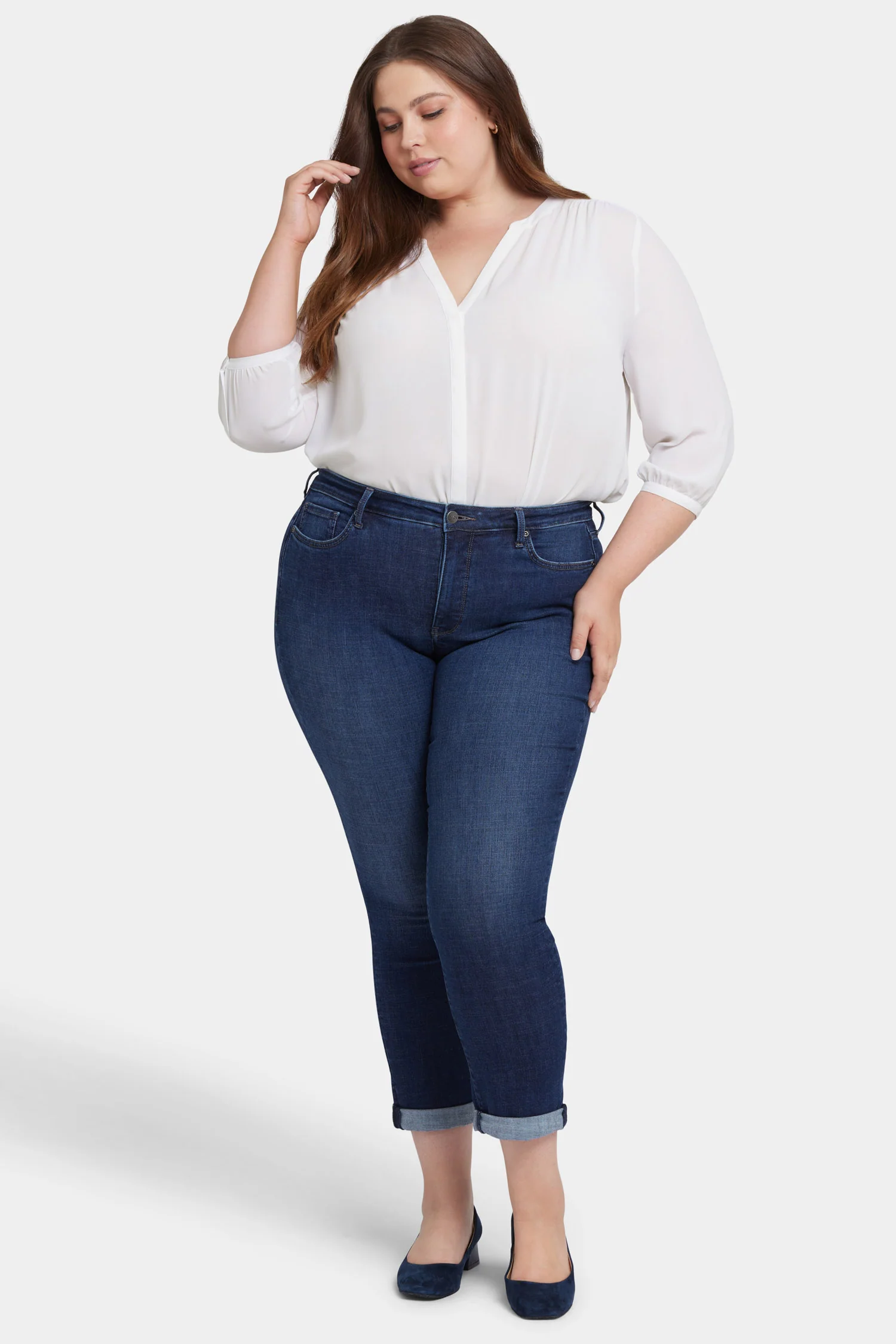 13430-sheri-slim-ankle-jeans-in-plus-size-wellspring-1.webp