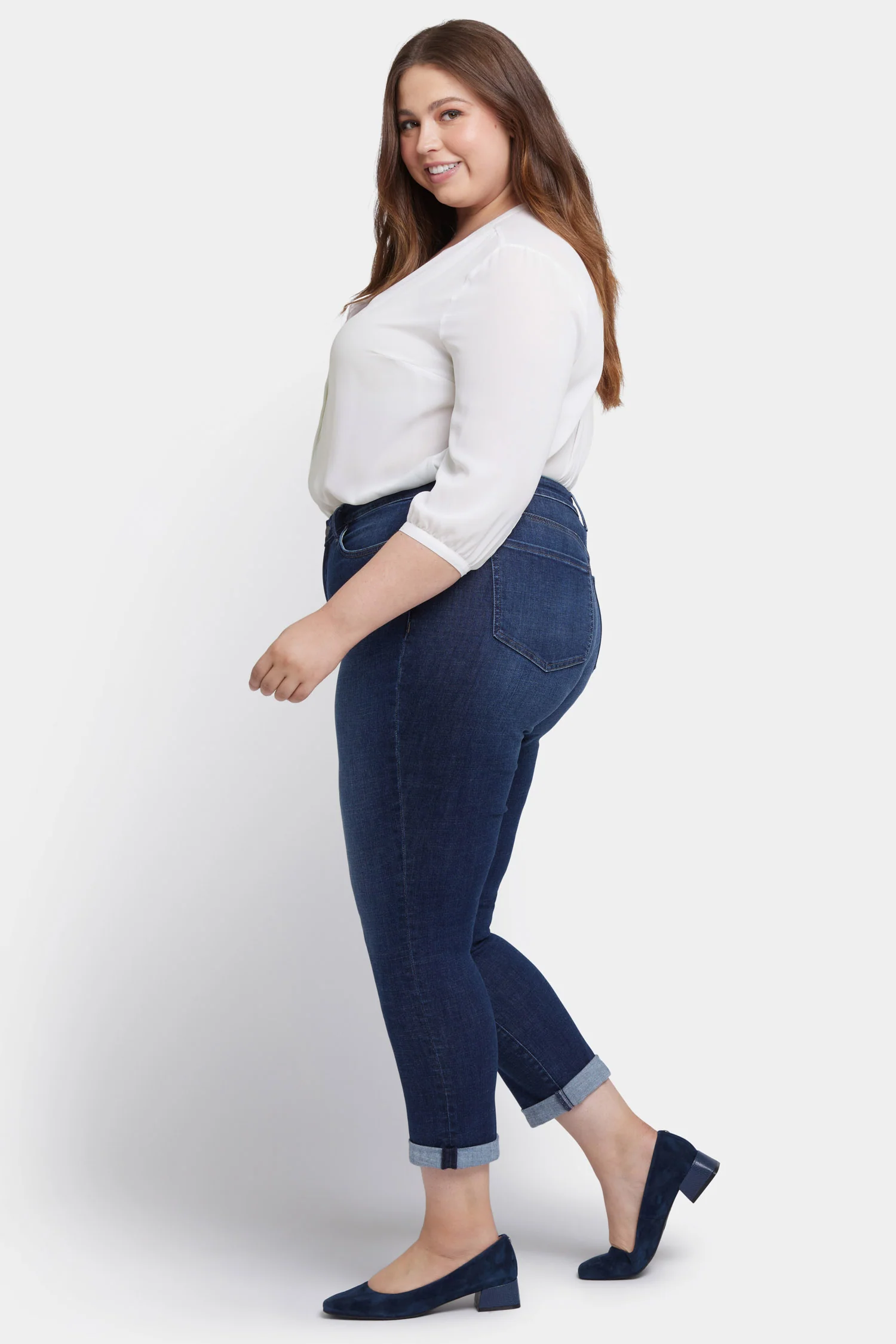 13430-sheri-slim-ankle-jeans-in-plus-size-wellspring-1.webp