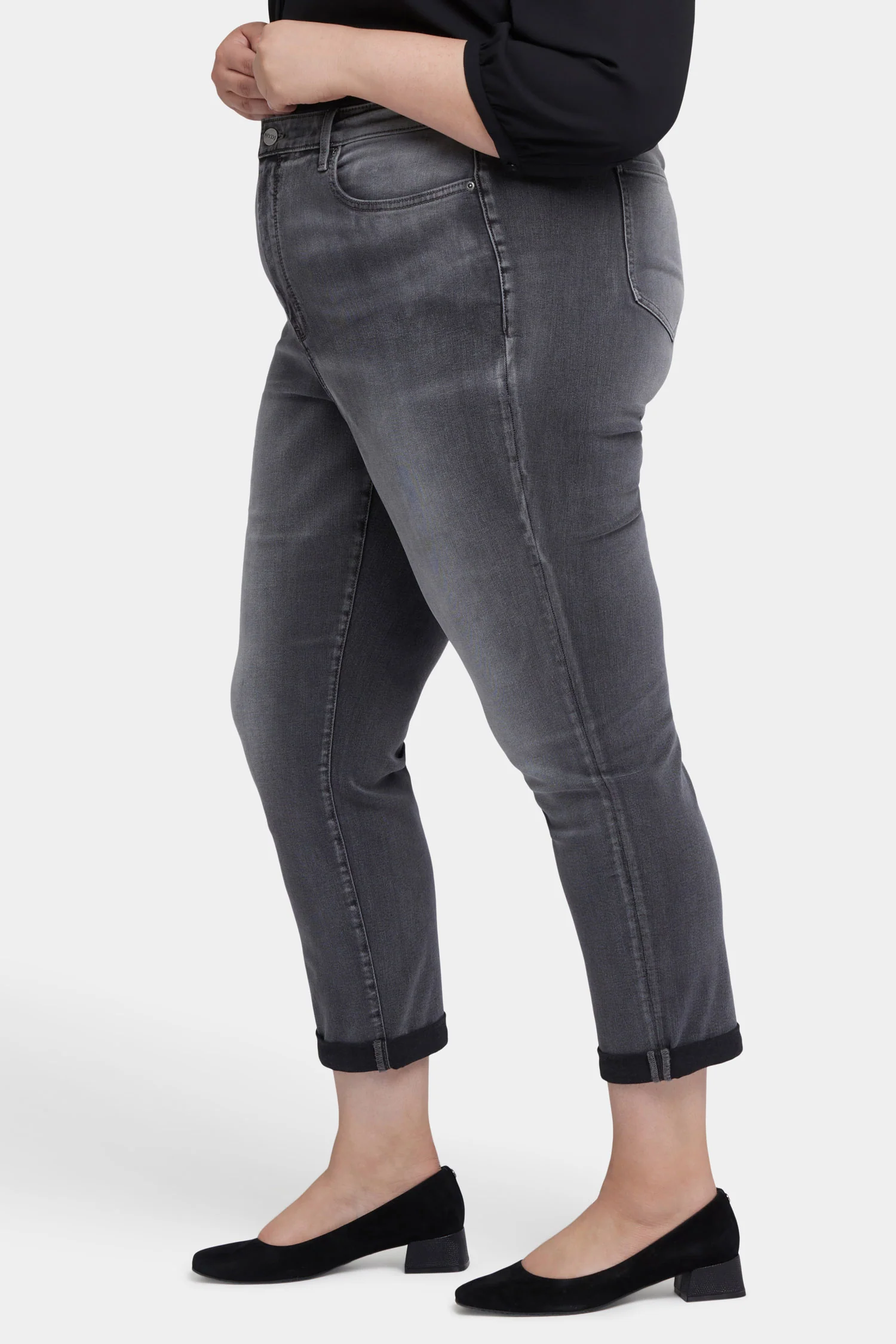 13597-margot-girlfriend-pants-in-plus-size-nellie-1.webp