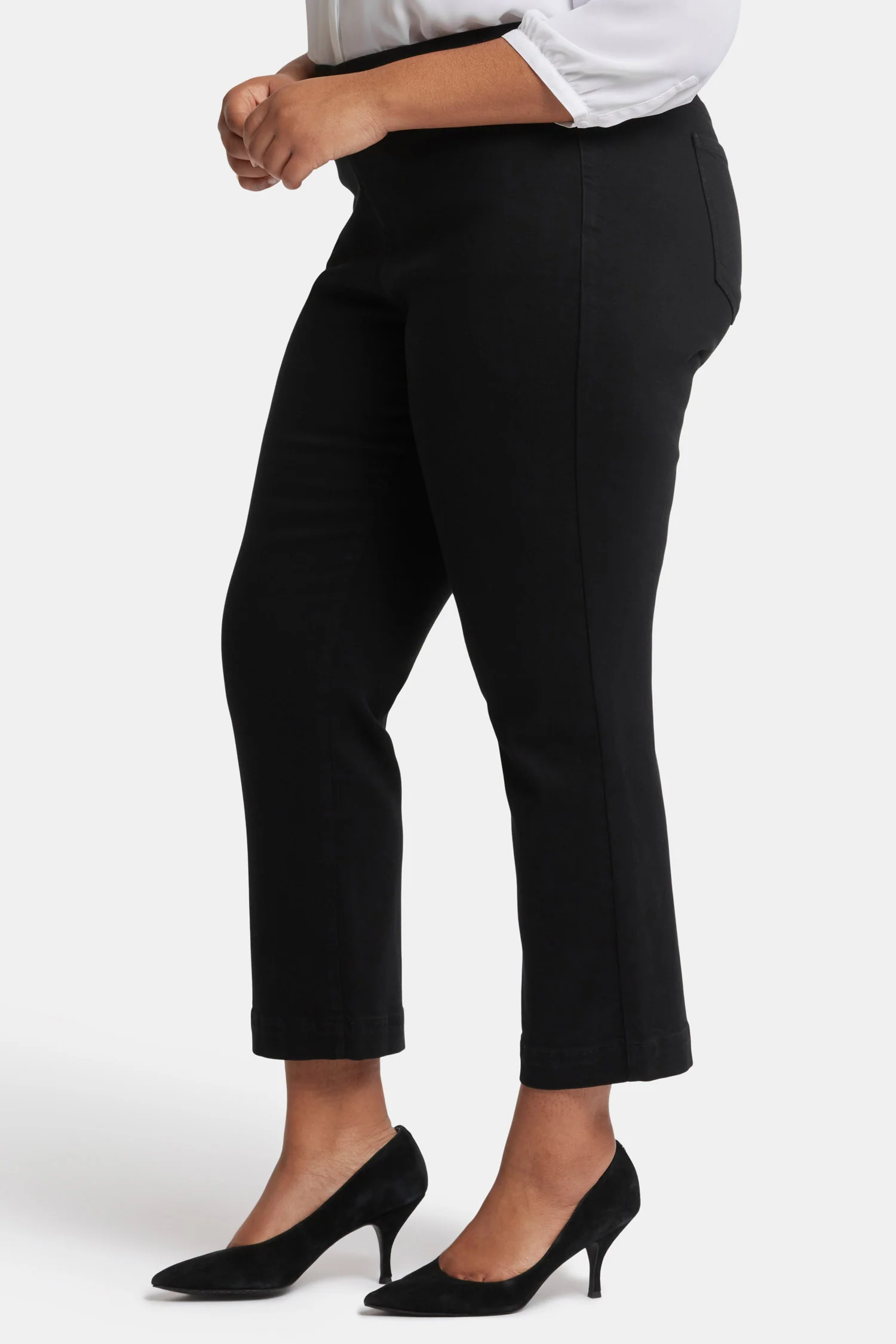 13606-bailey-relaxed-straight-ankle-pull-on-jeans-in-plus-size-overdye-black-1.webp