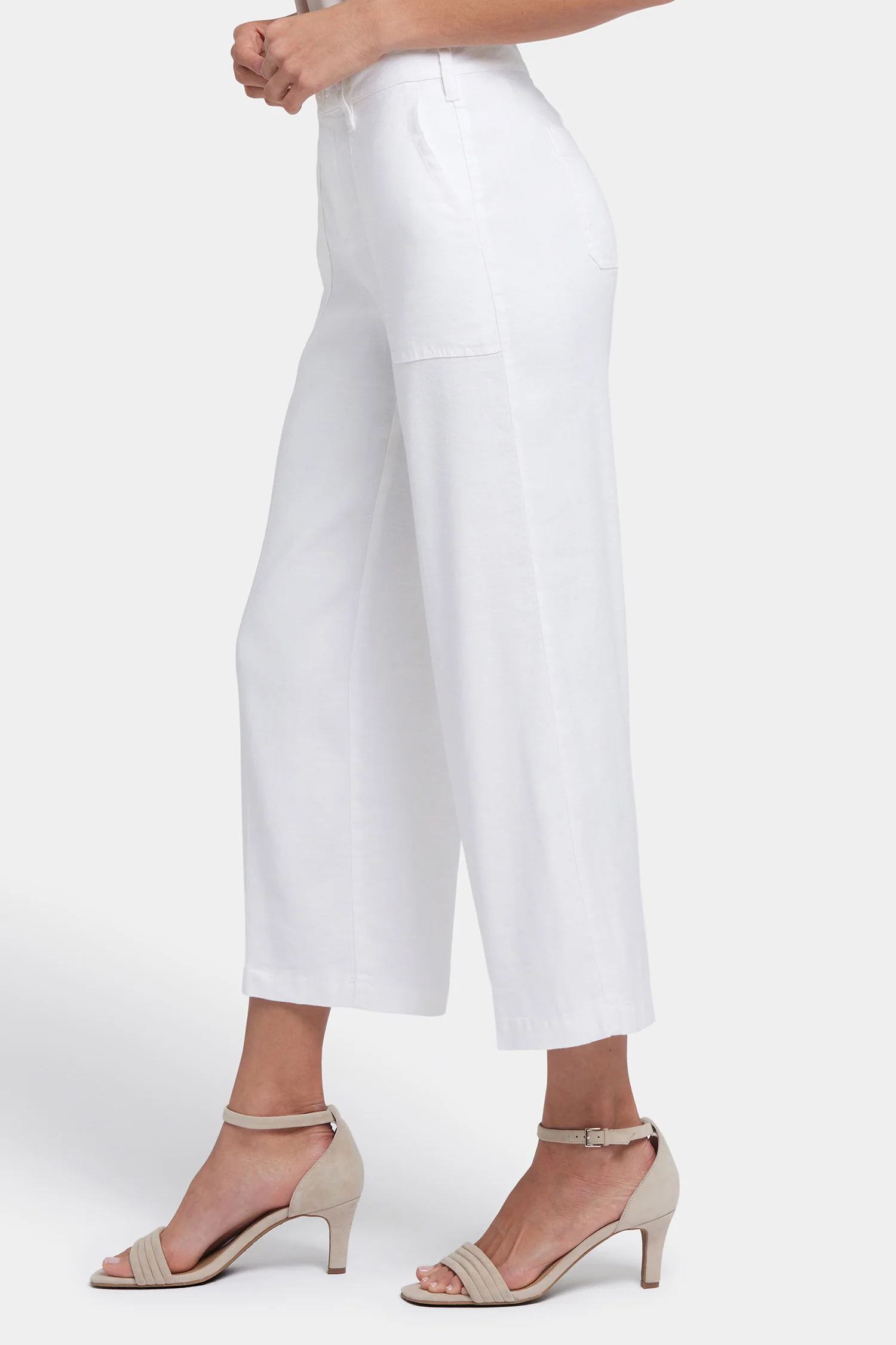 14065-wide-leg-cargo-capri-pants-in-petite-optic-white-1.webp