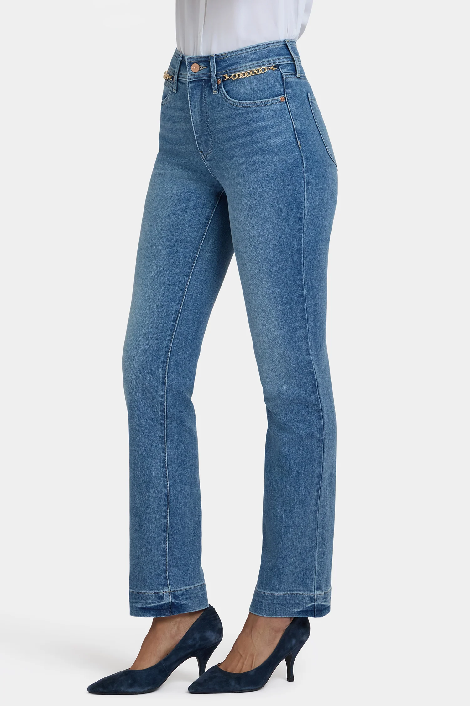 14335-marilyn-straight-jeans-in-petite-bastille-sea-1.webp