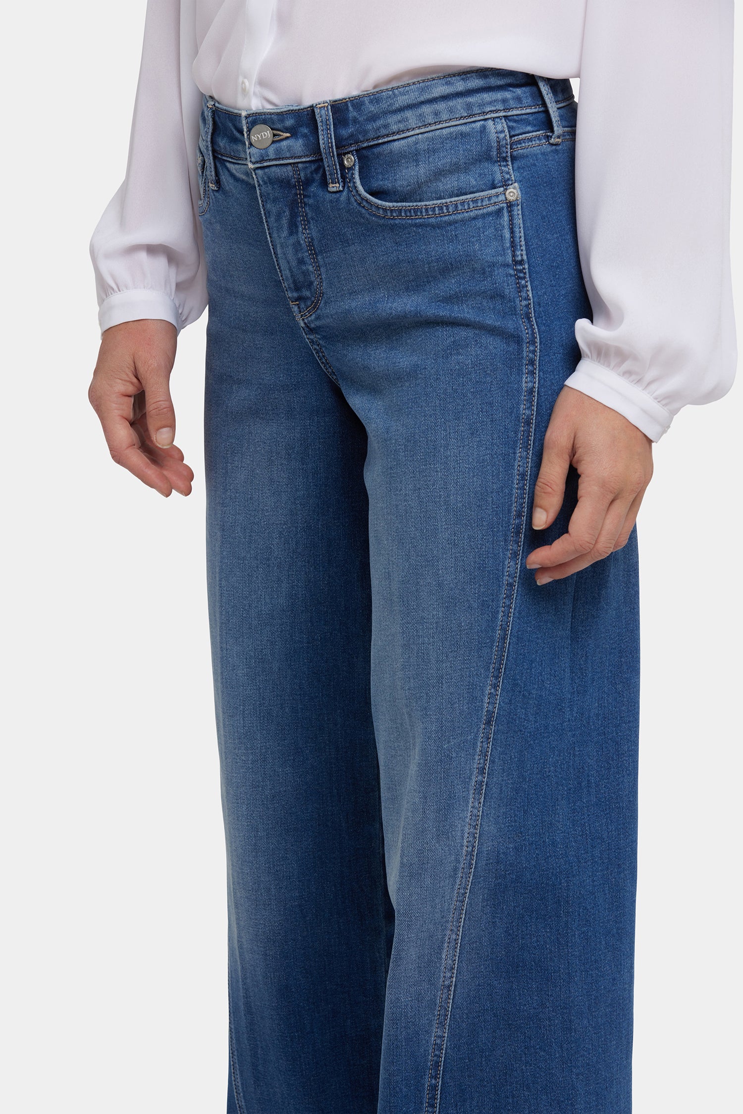 14485-teresa-wide-leg-jeans-in-petite-romantic-indigo-1.webp