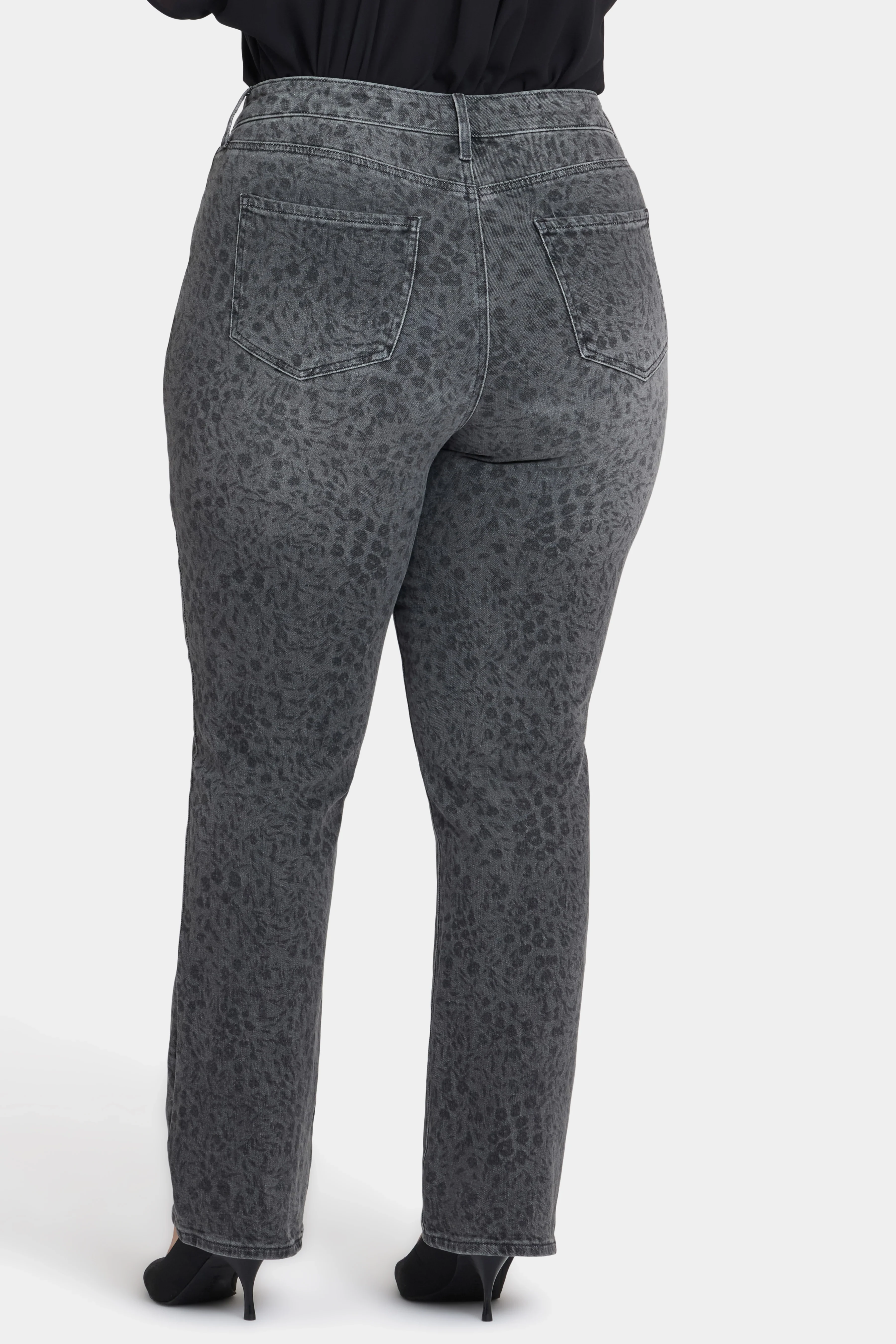 14563-marilyn-straight-jeans-in-plus-size-grey-daniela-ditsy-1.webp