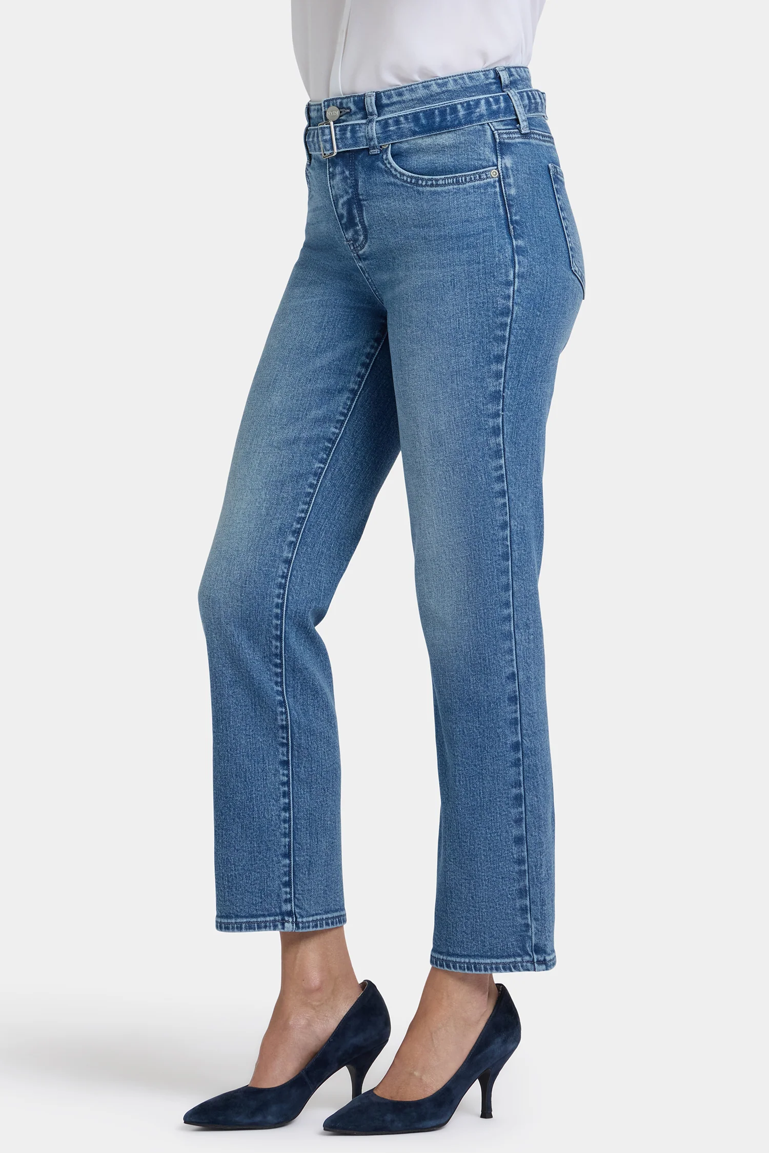 1511-marilyn-straight-ankle-jeans-washed-crystal-1.webp