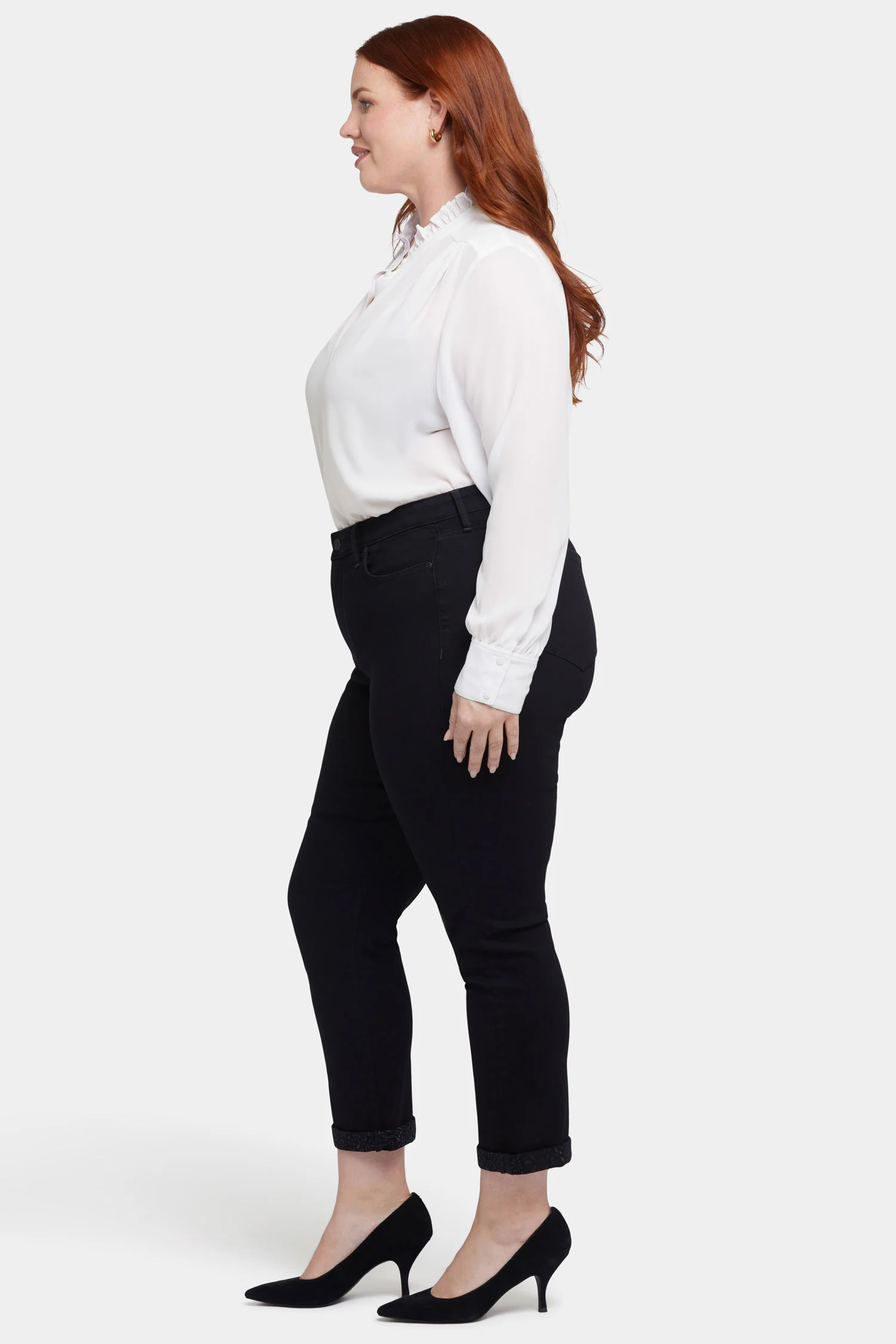 16163-sheri-slim-ankle-jeans-in-plus-size-black-rinse-1.webp