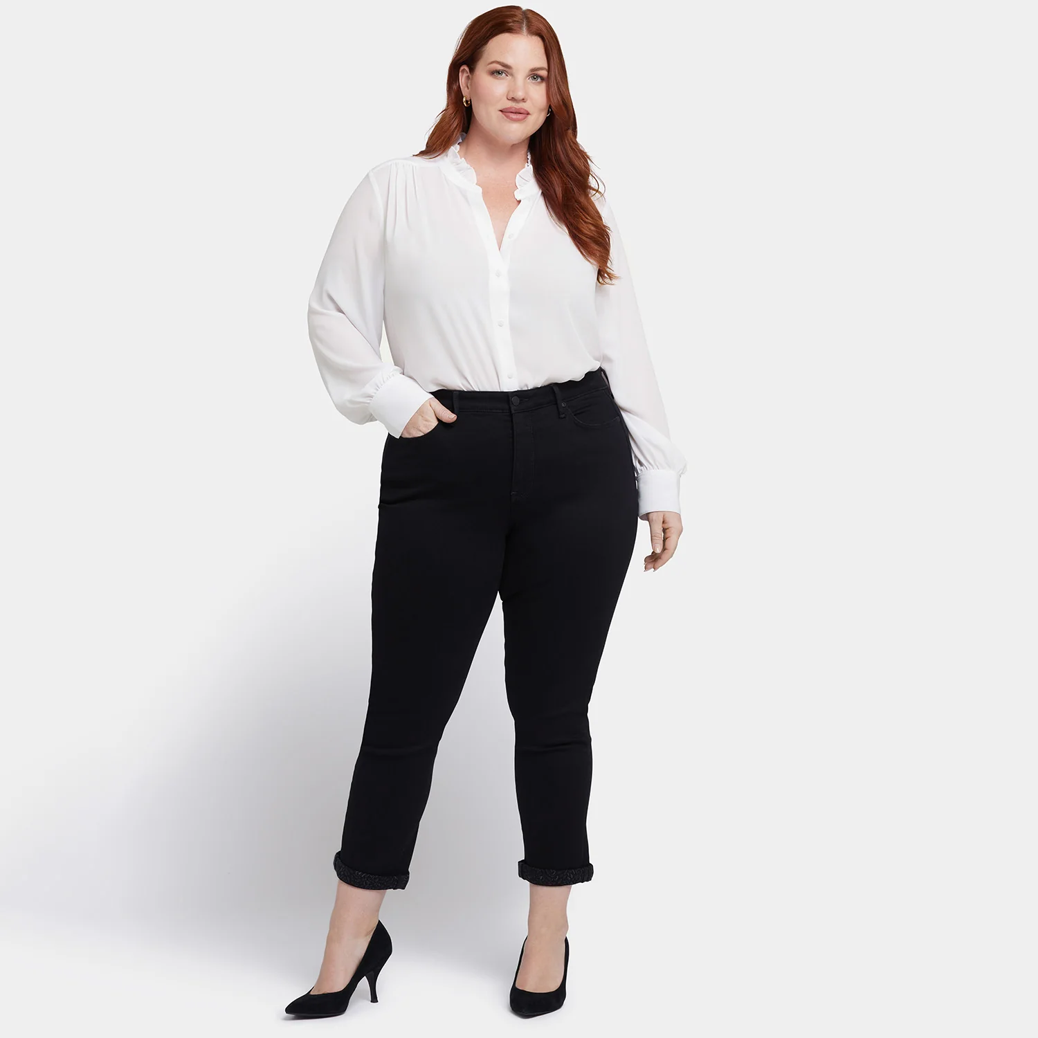 16163-sheri-slim-ankle-jeans-in-plus-size-black-rinse-1.webp