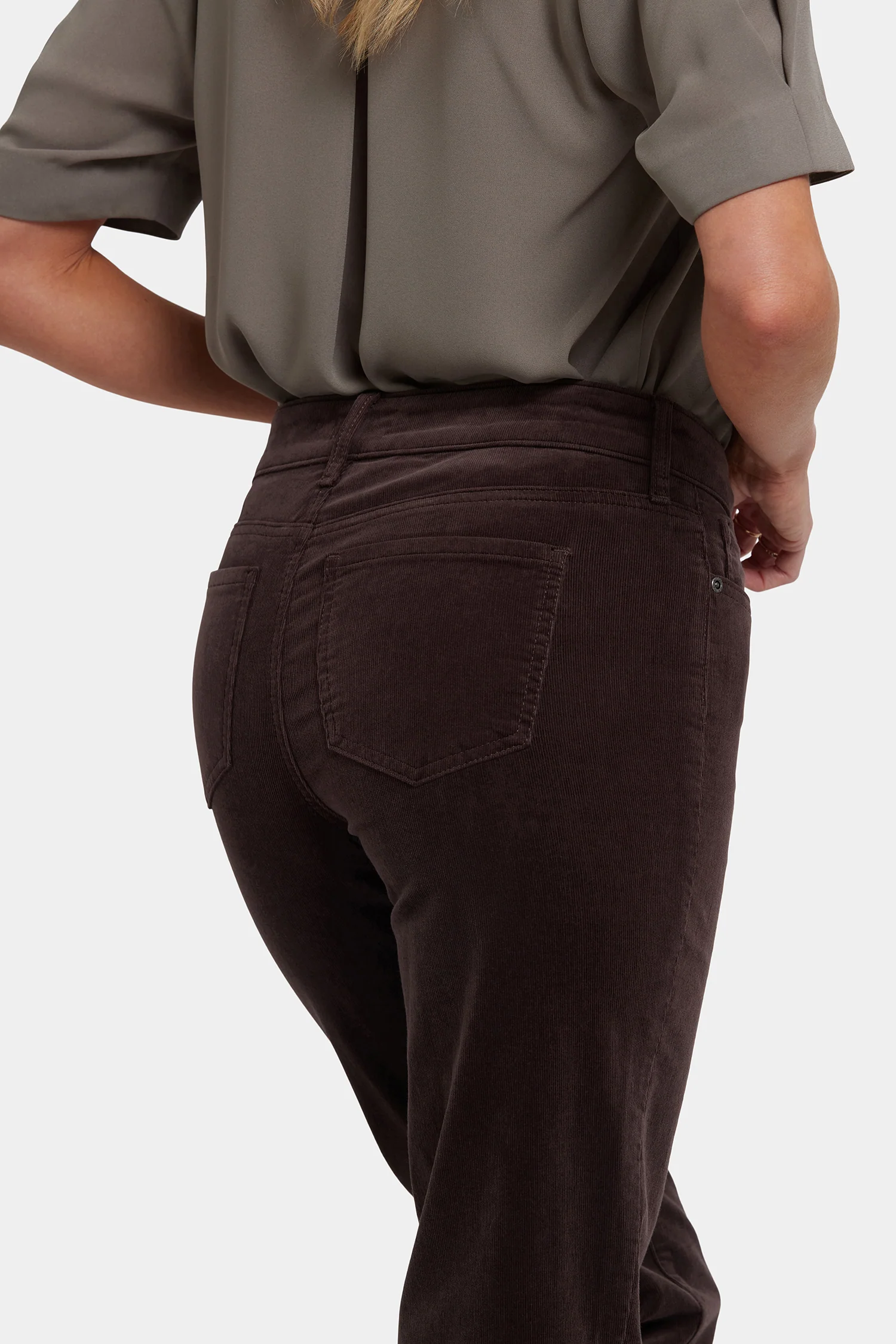 1631-marilyn-straight-pants-bitter-chocolate-1.webp