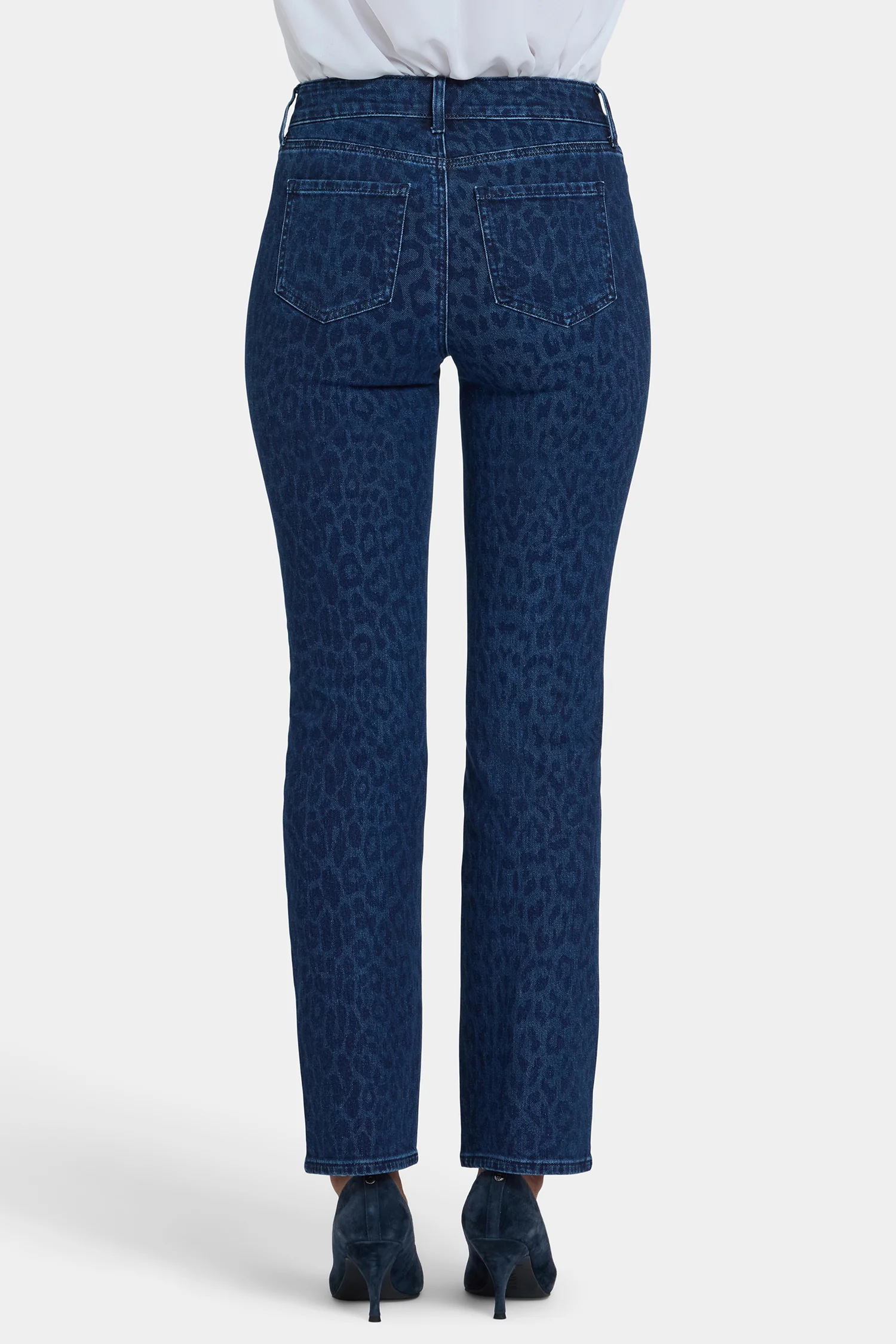 16472-marilyn-straight-jeans-in-petite-dark-denim-leopard-1.webp