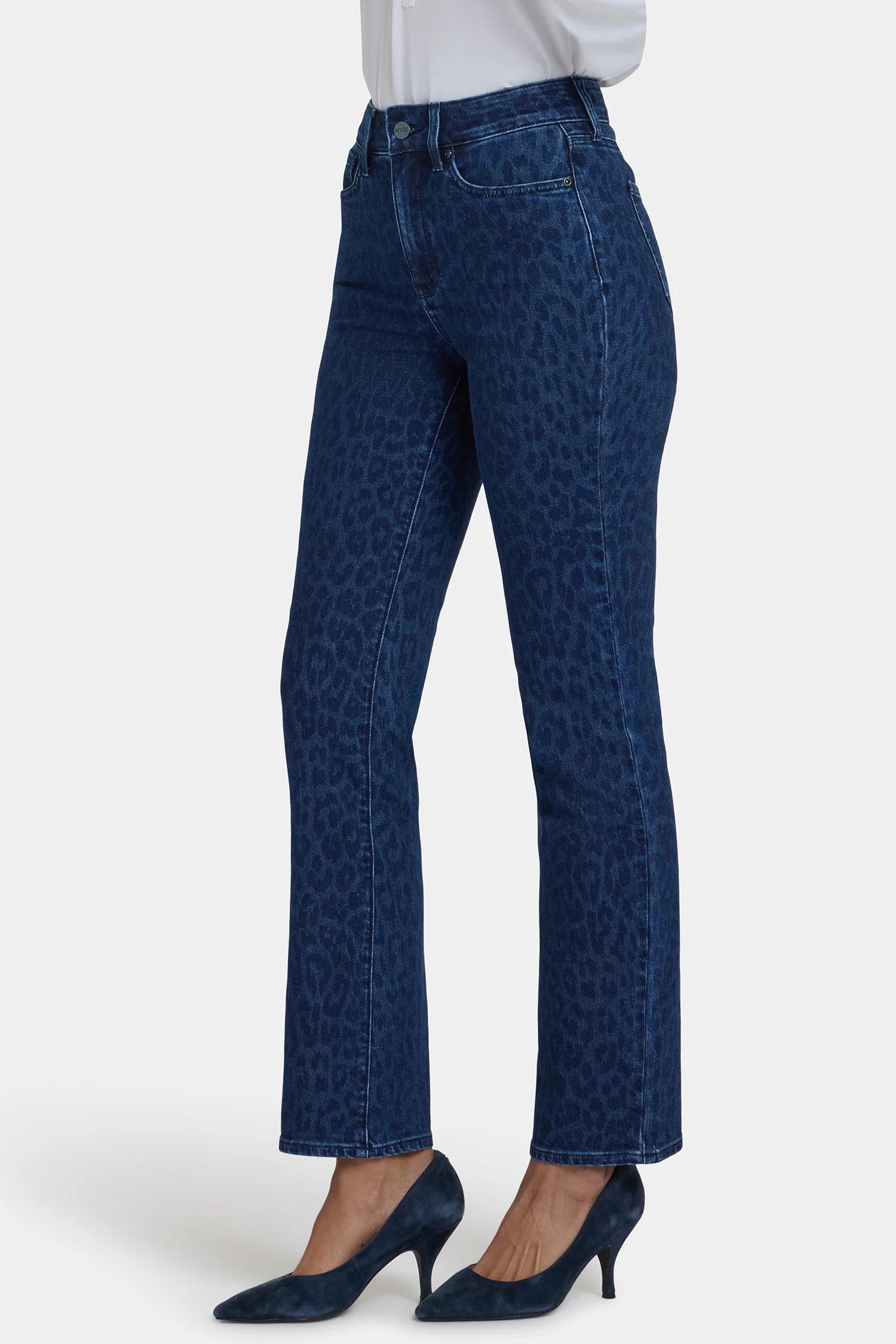 16472-marilyn-straight-jeans-in-petite-dark-denim-leopard-1.webp