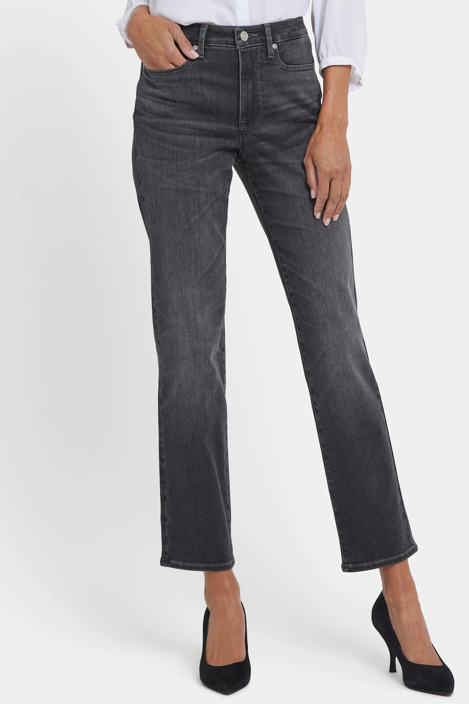 16535-sheri-slim-jeans-in-petite-gloomy-marais-1.webp