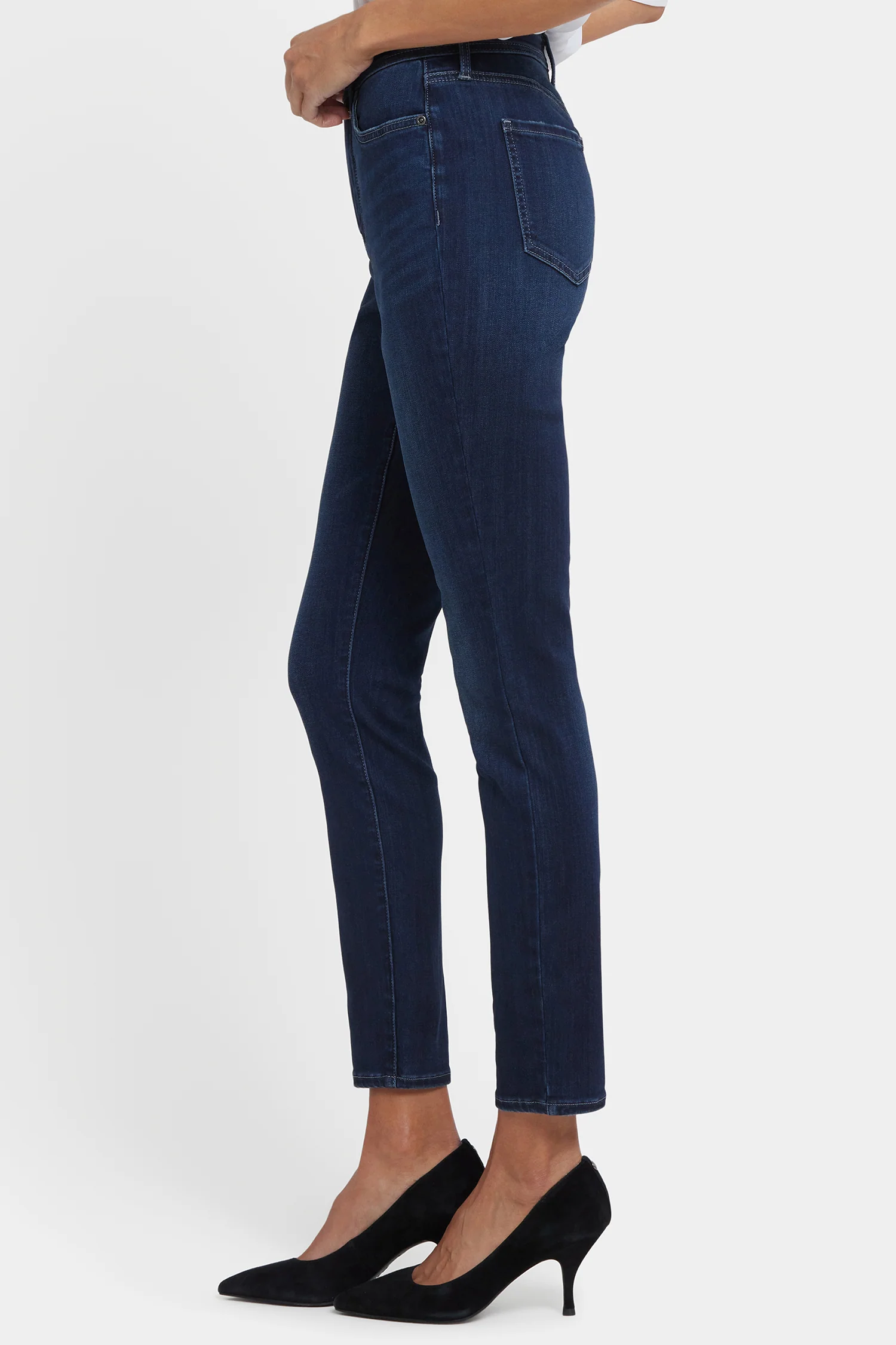 1655-ami-skinny-jeans-ink-skyline-1.webp