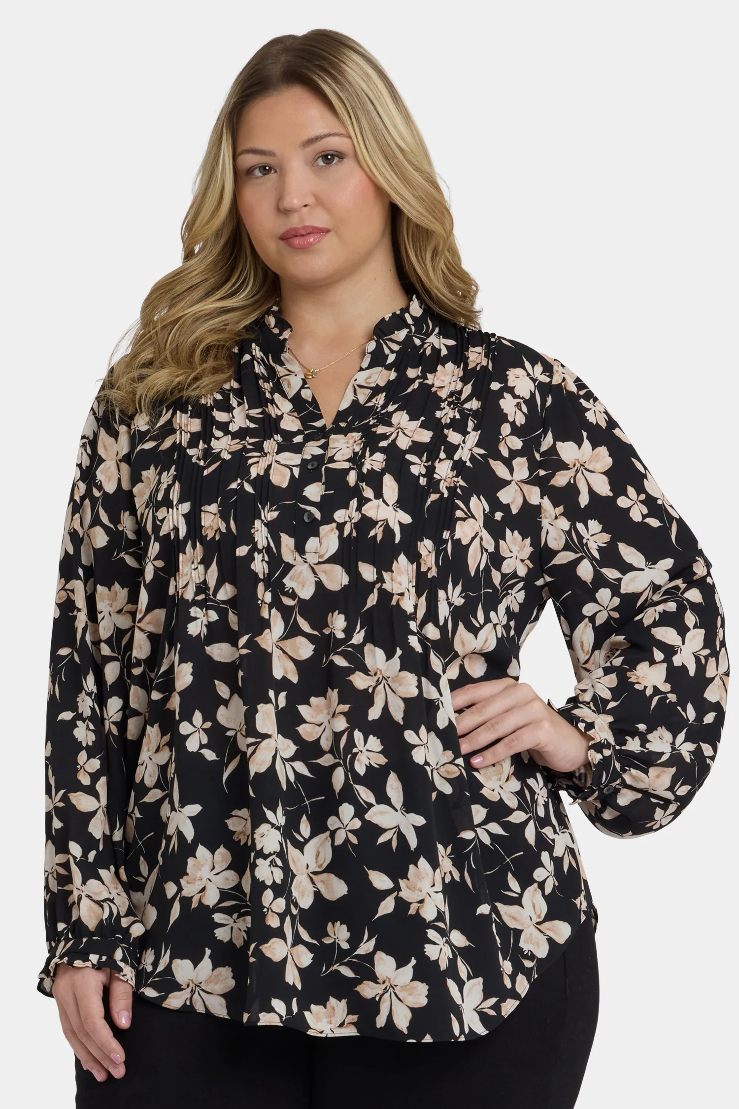 17611-pleated-front-tunic-in-plus-size-claudette-1.webp
