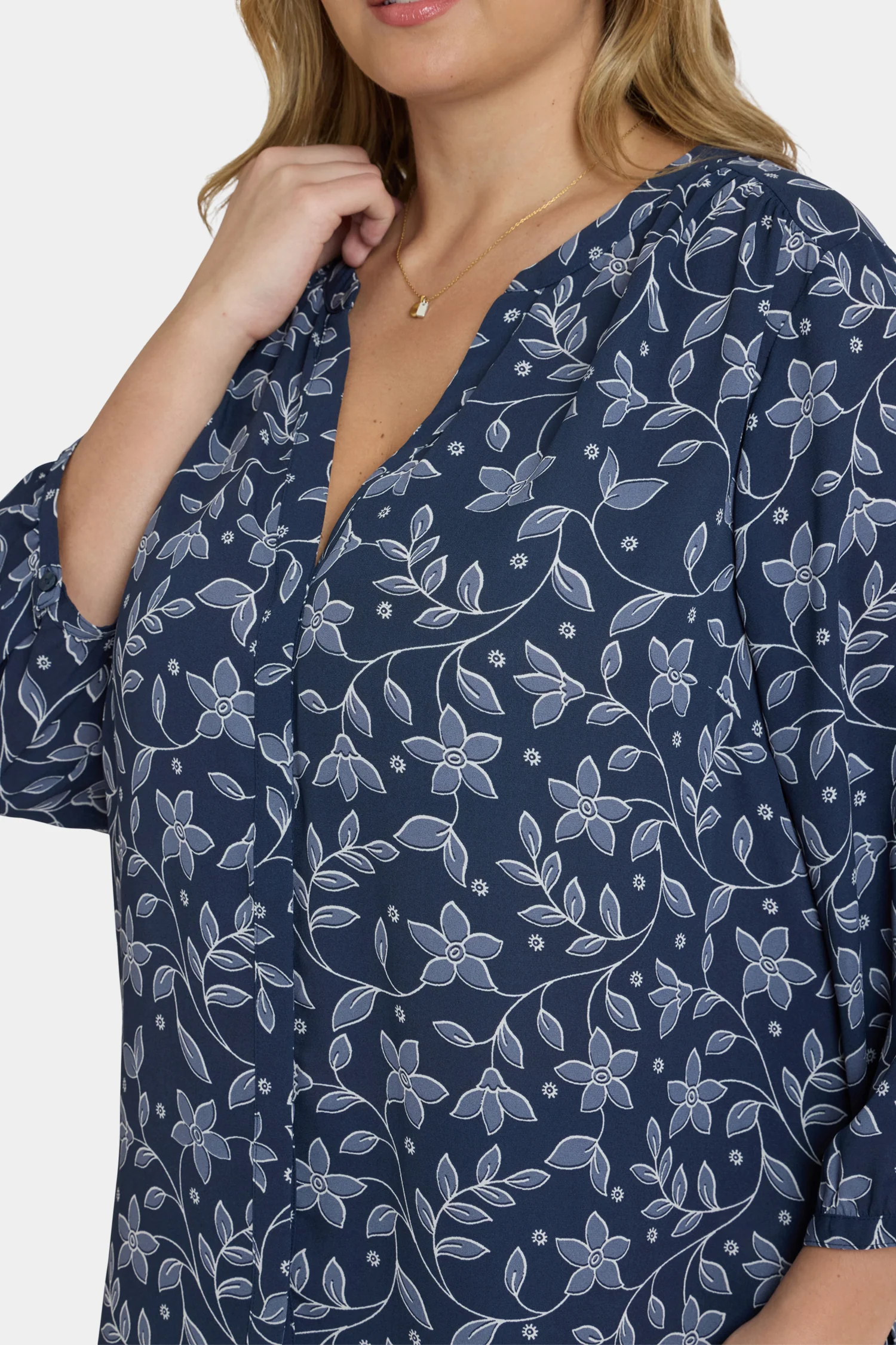 17657-pintuck-blouse-in-plus-size-lisette-1.webp