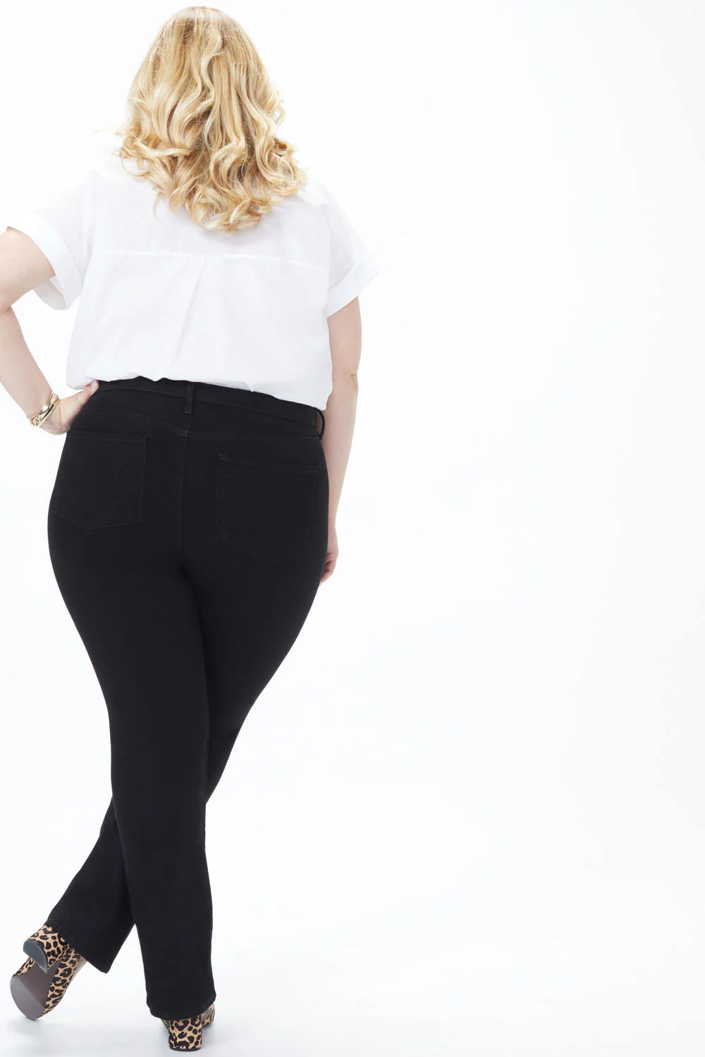 178-barbara-bootcut-jeans-in-plus-size-black-1.webp