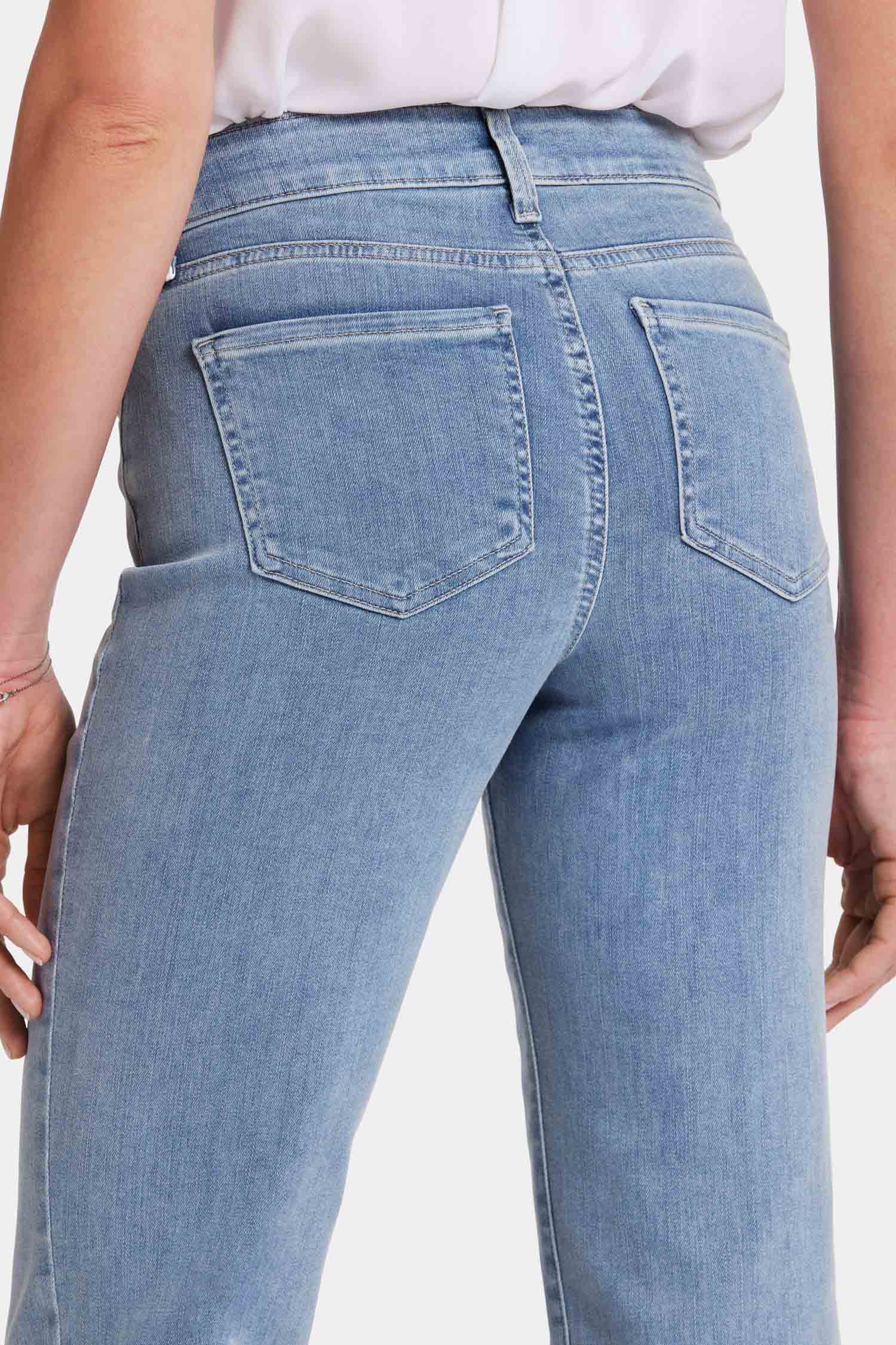 187-blake-slim-flared-jeans-haley-1.webp