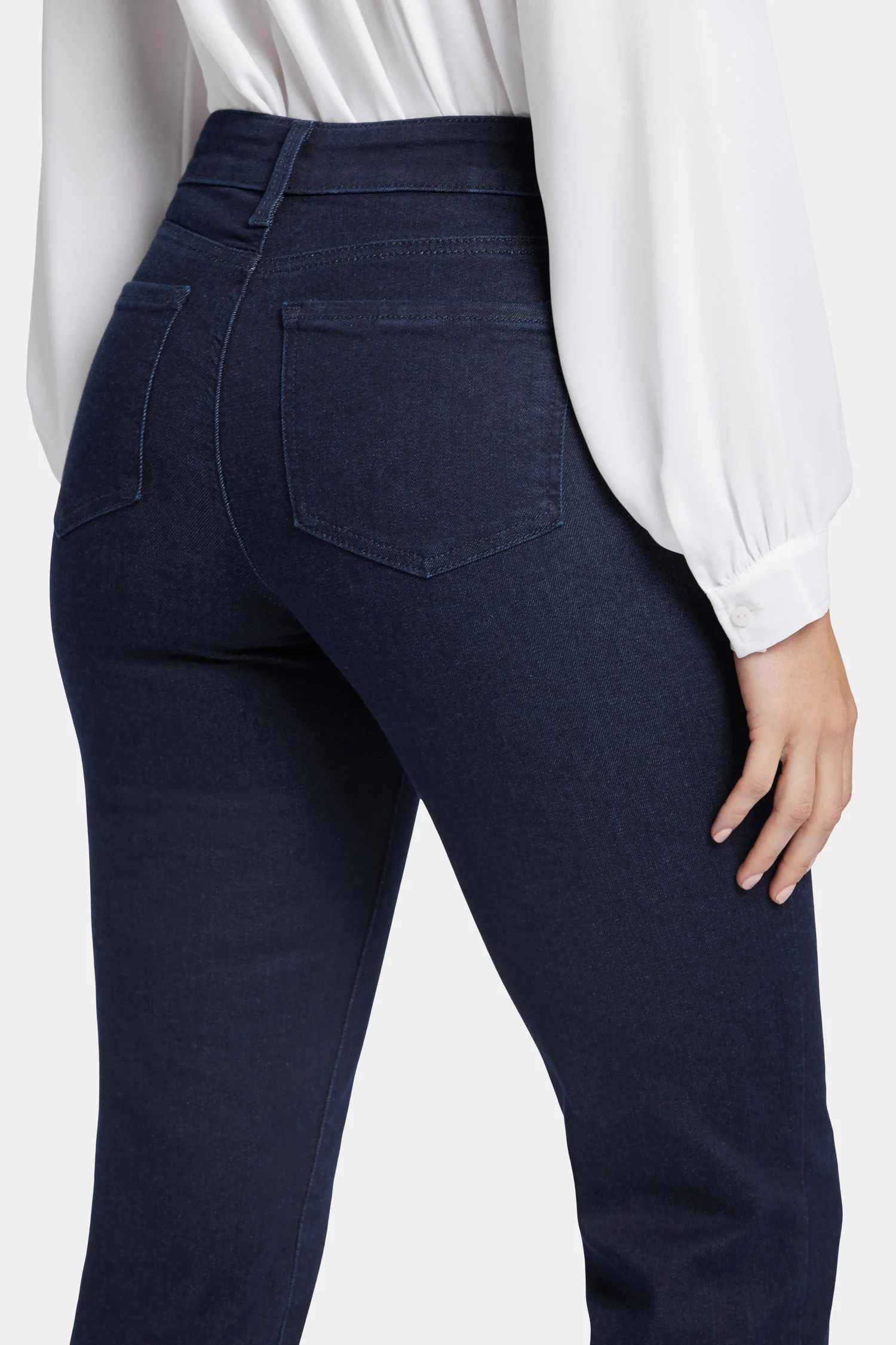 199-blake-slim-flared-jeans-rinse-1.webp