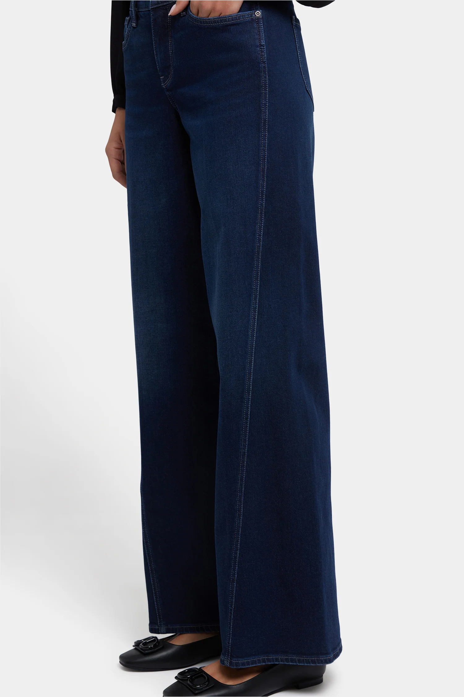 2081-teresa-wide-leg-jeans-ink-skyline-1.webp