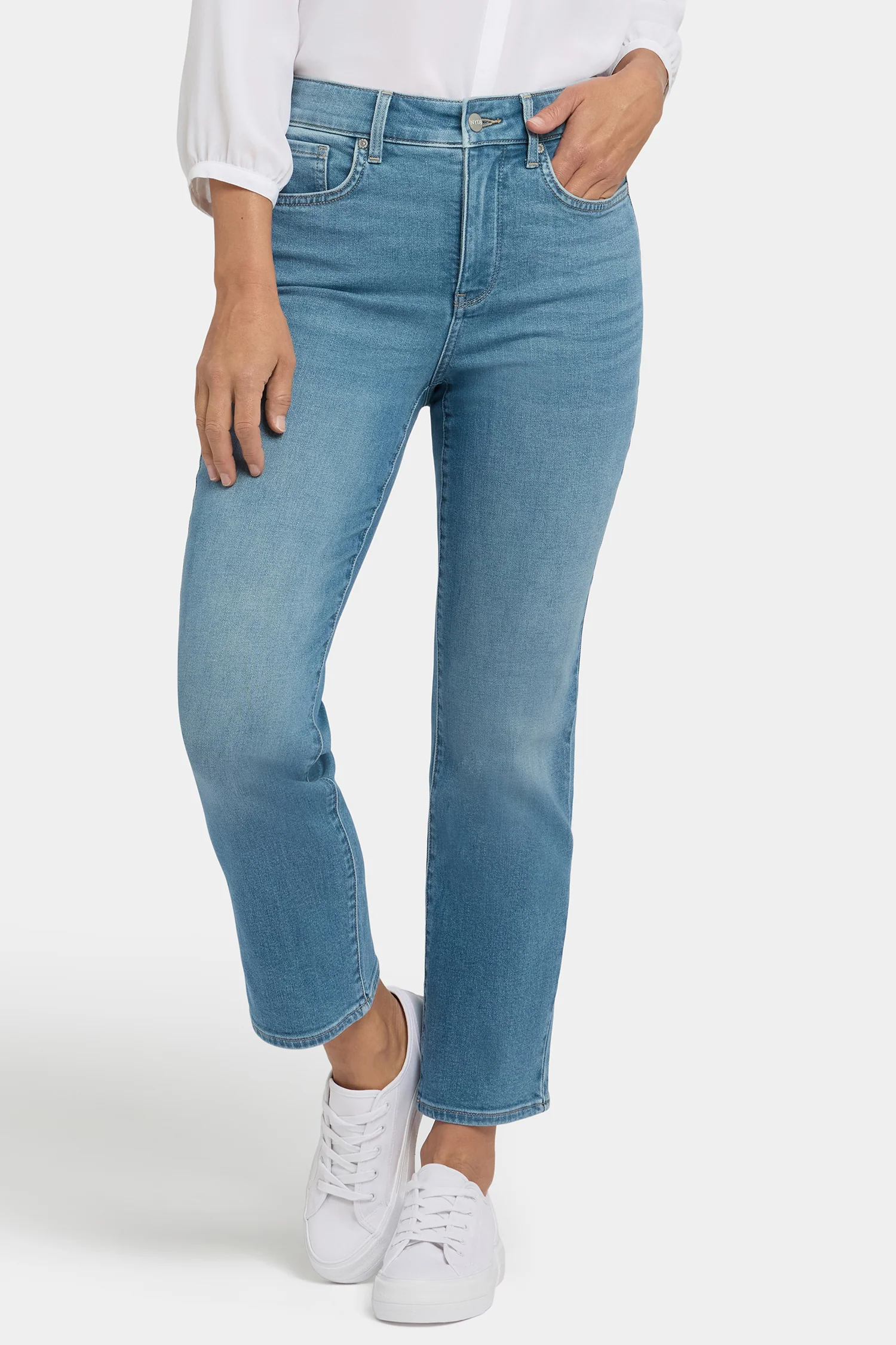 2191-marilyn-straight-ankle-jeans-avenue-blue-1.webp