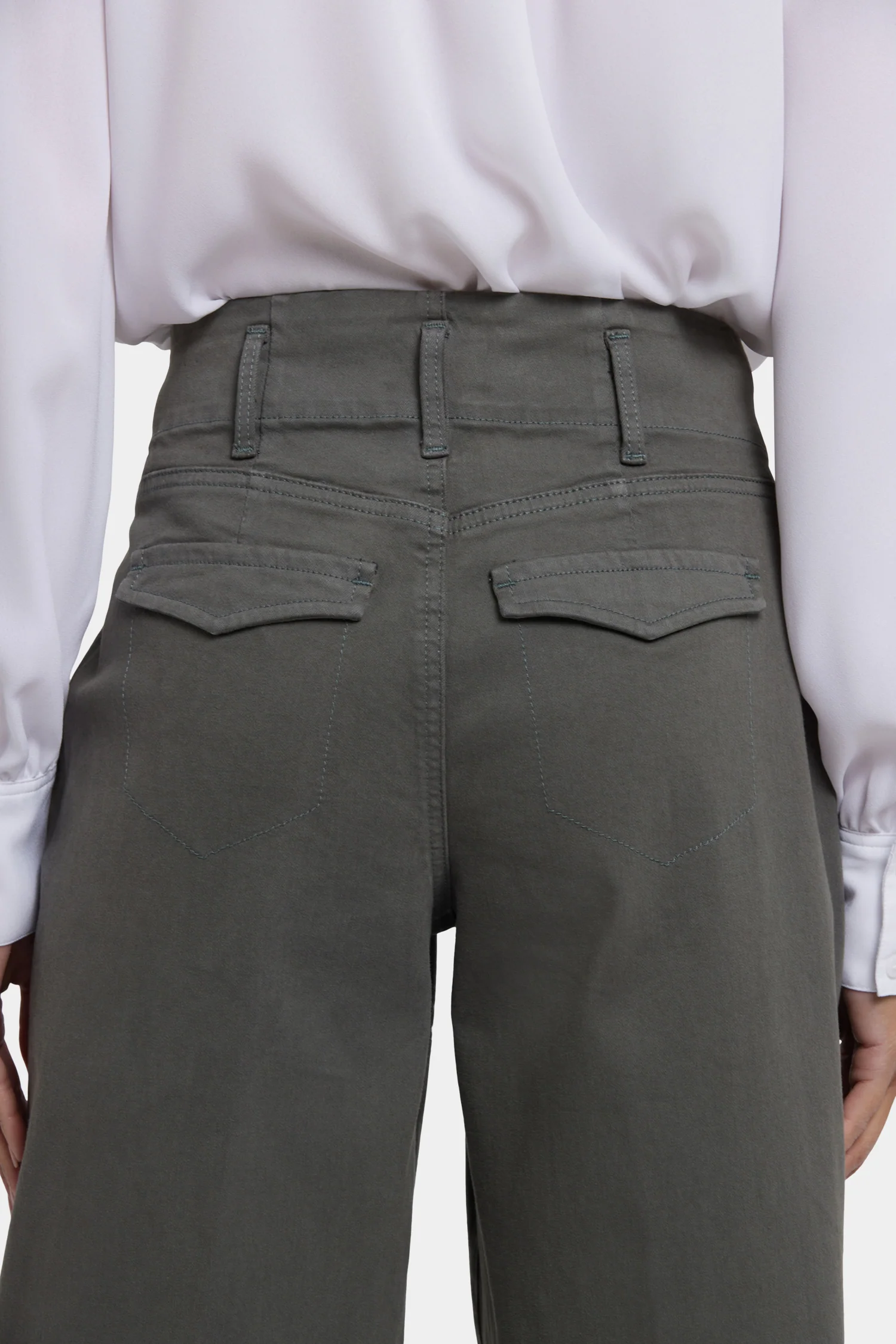 2263-mona-wide-leg-trouser-jeans-vine-leaf-1.webp