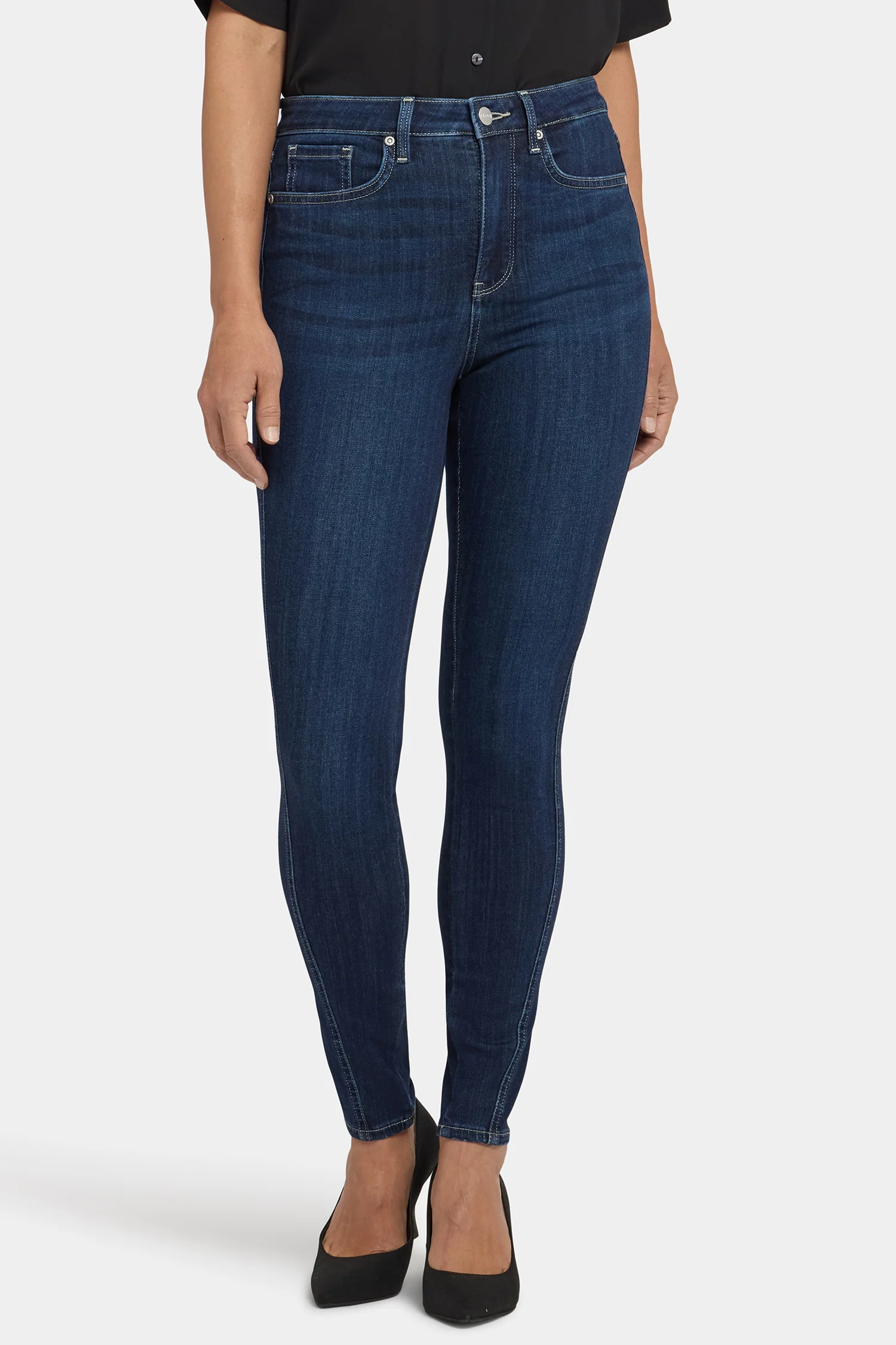 2335-ami-skinny-jeans-midnight-breeze-1.webp