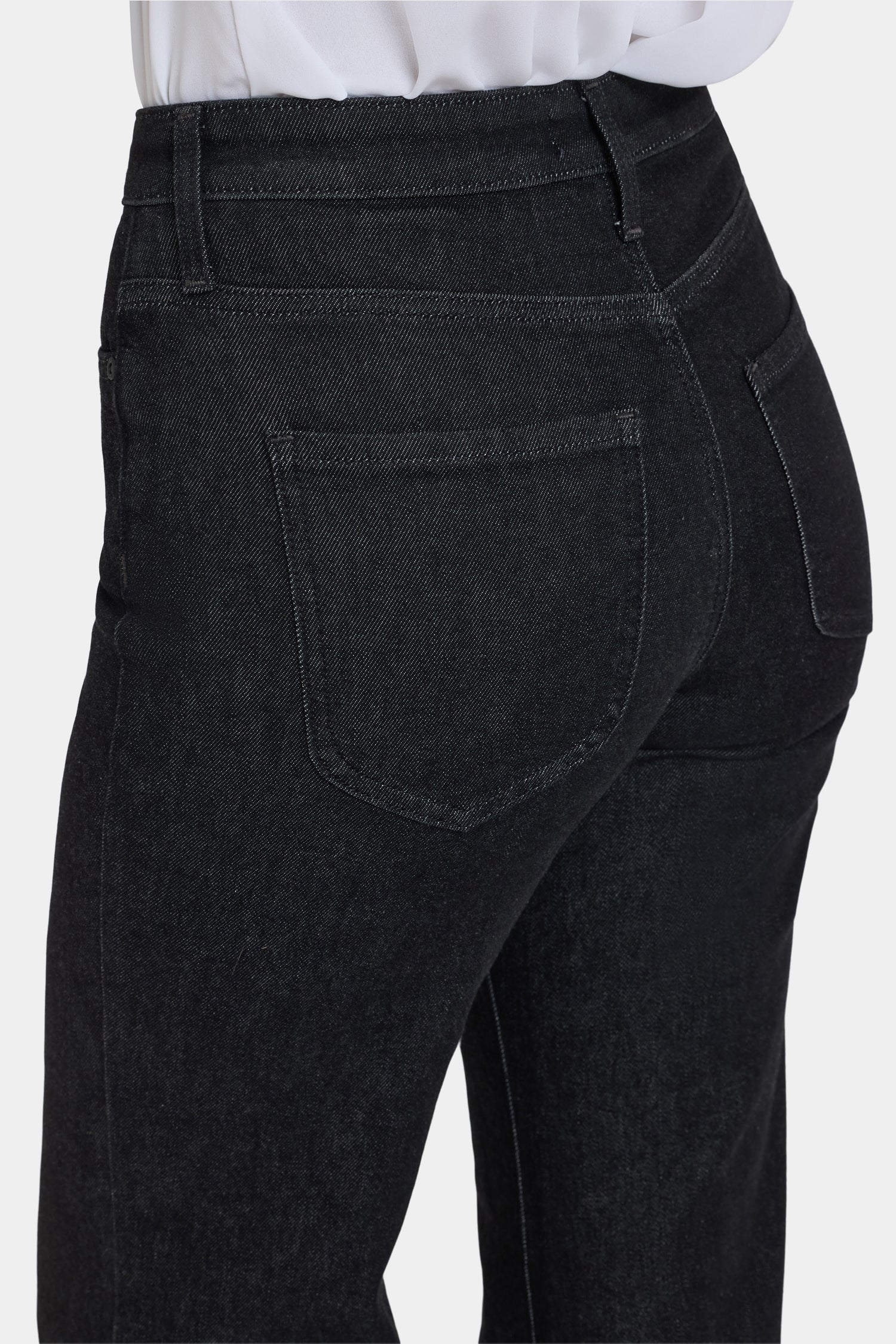 2395-mia-palazzo-jeans-black-rinse-1.webp