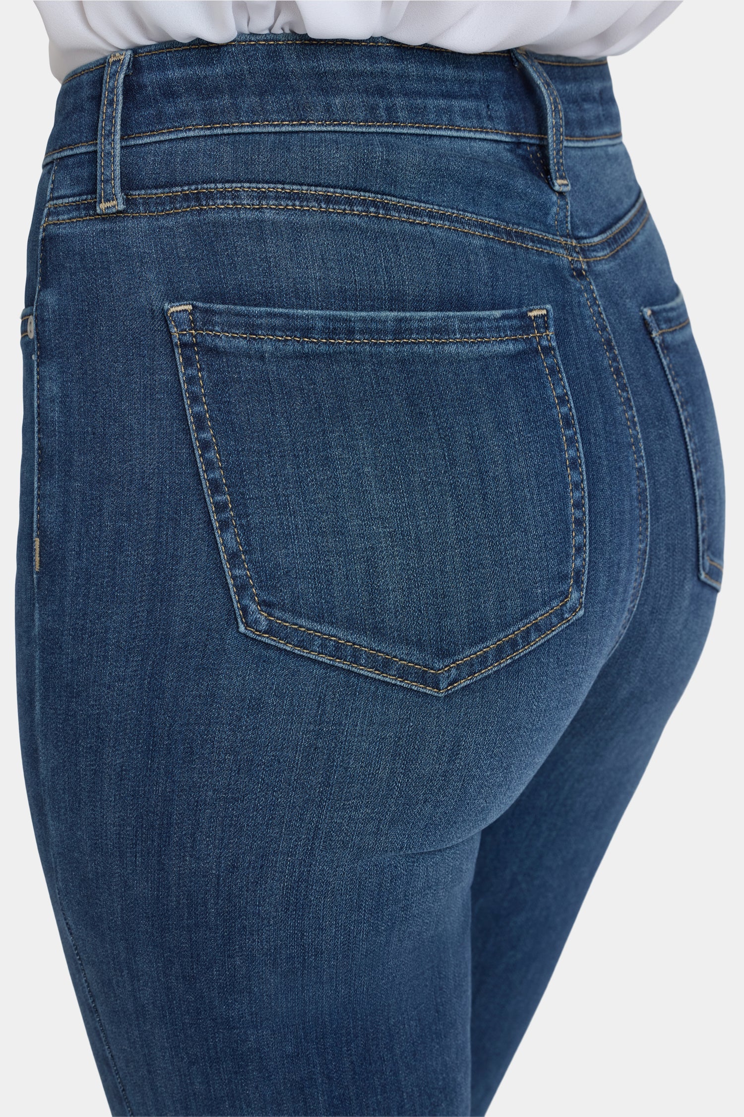 2431-barbara-bootcut-jeans-serendipity-1.webp