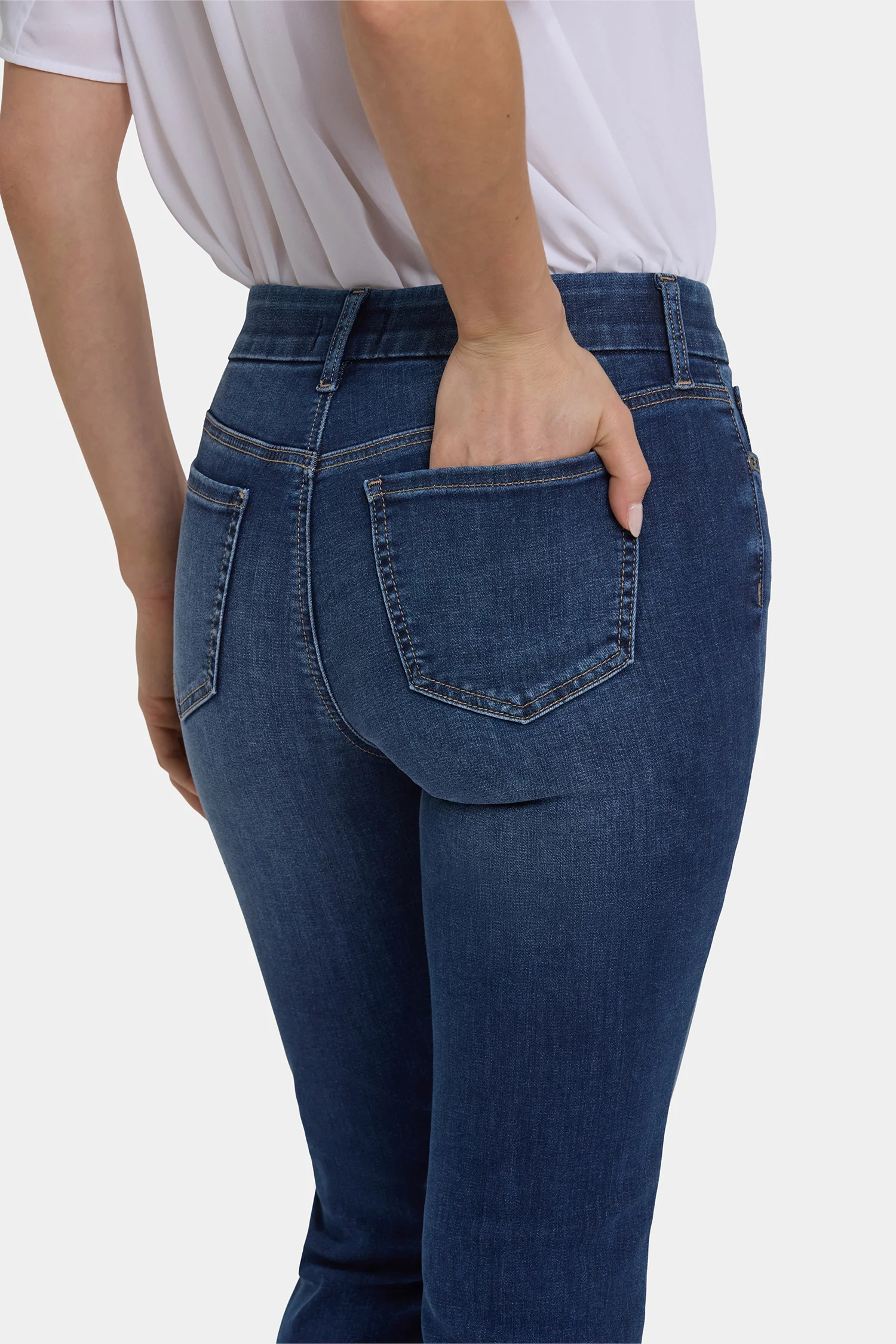 Waist-Matchâ¢ Marilyn Straight Jeans - Dark Loire