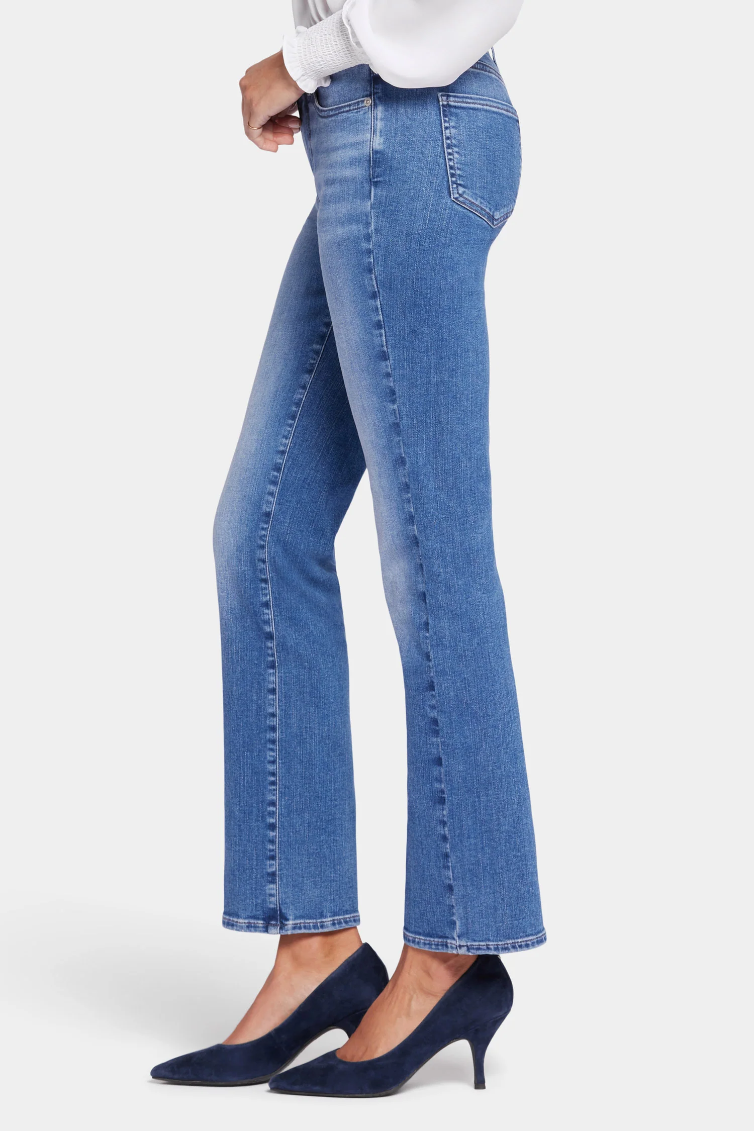 247-ellison-straight-jeans-stunning-1.webp