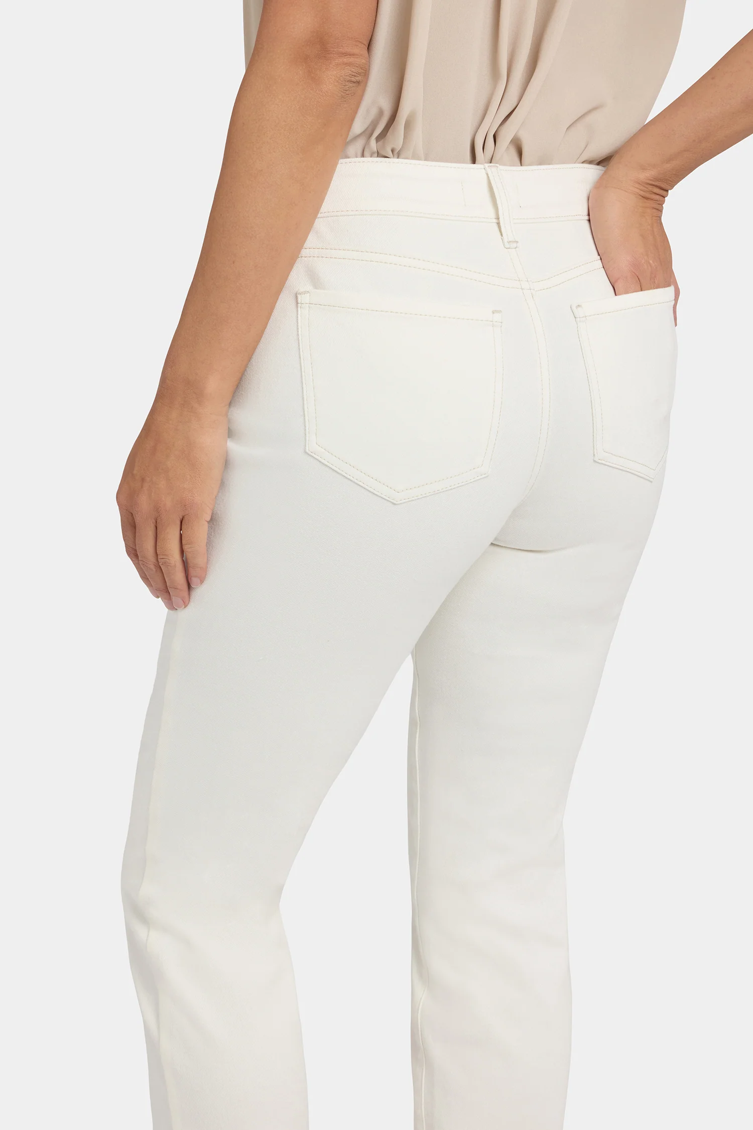 2546-marilyn-straight-jeans-winter-white-1.webp
