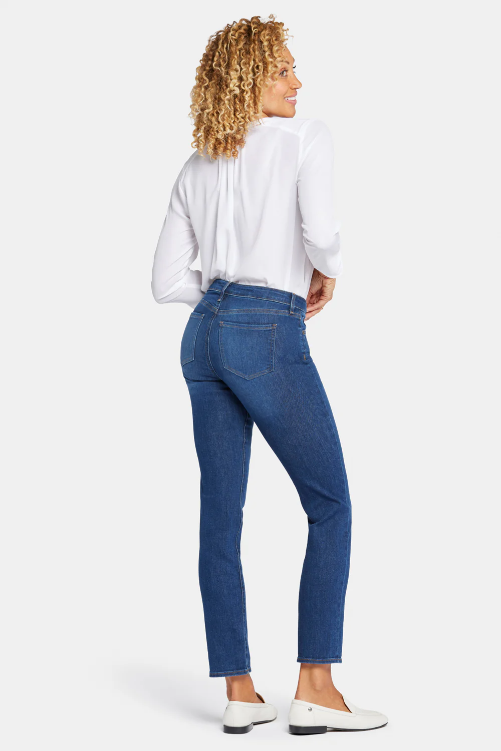 259-sheri-slim-jeans-in-petite-cooper-1.webp