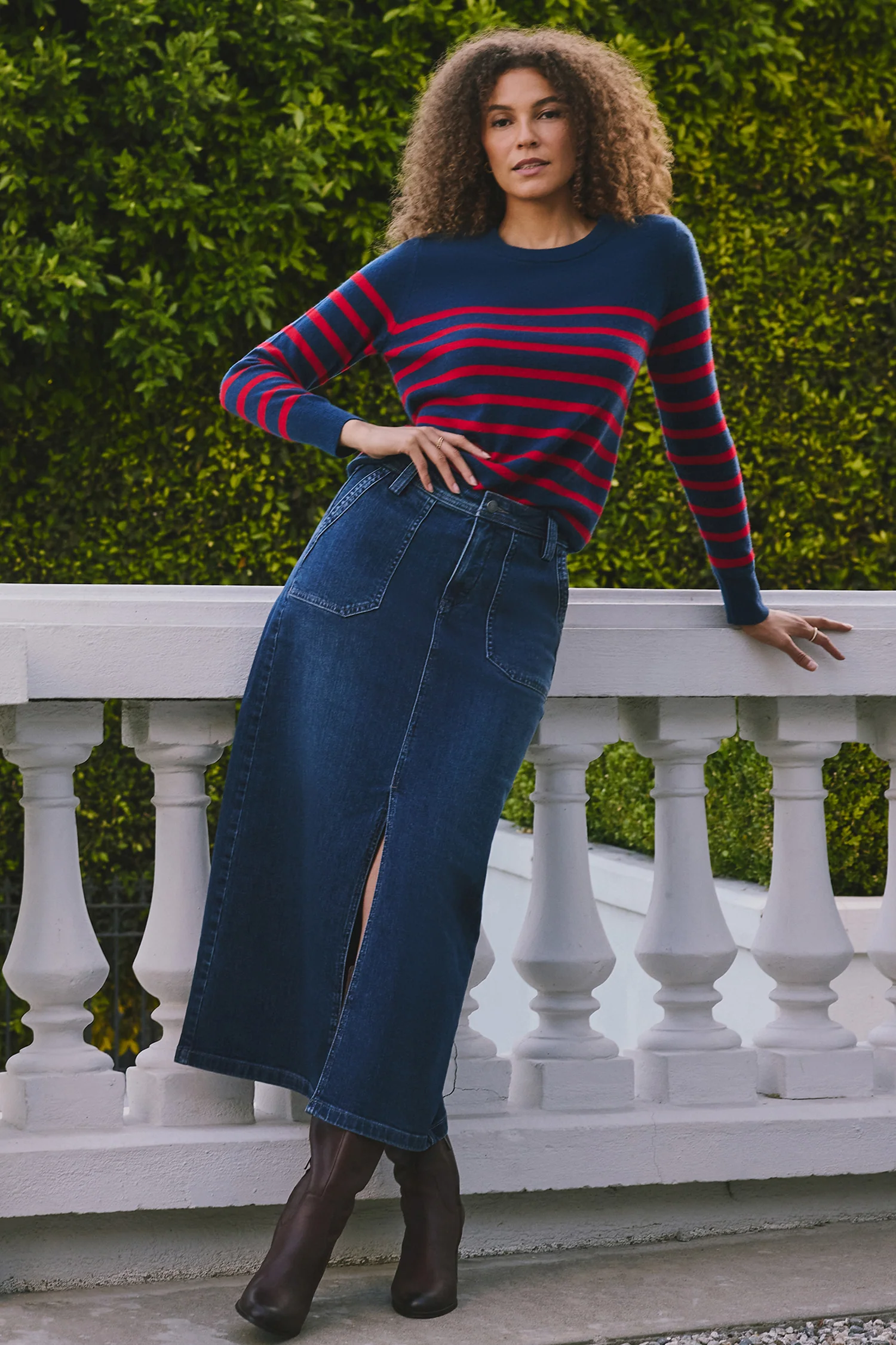 Striped Cashmere Crewneck Sweater - Navy Red Stripe